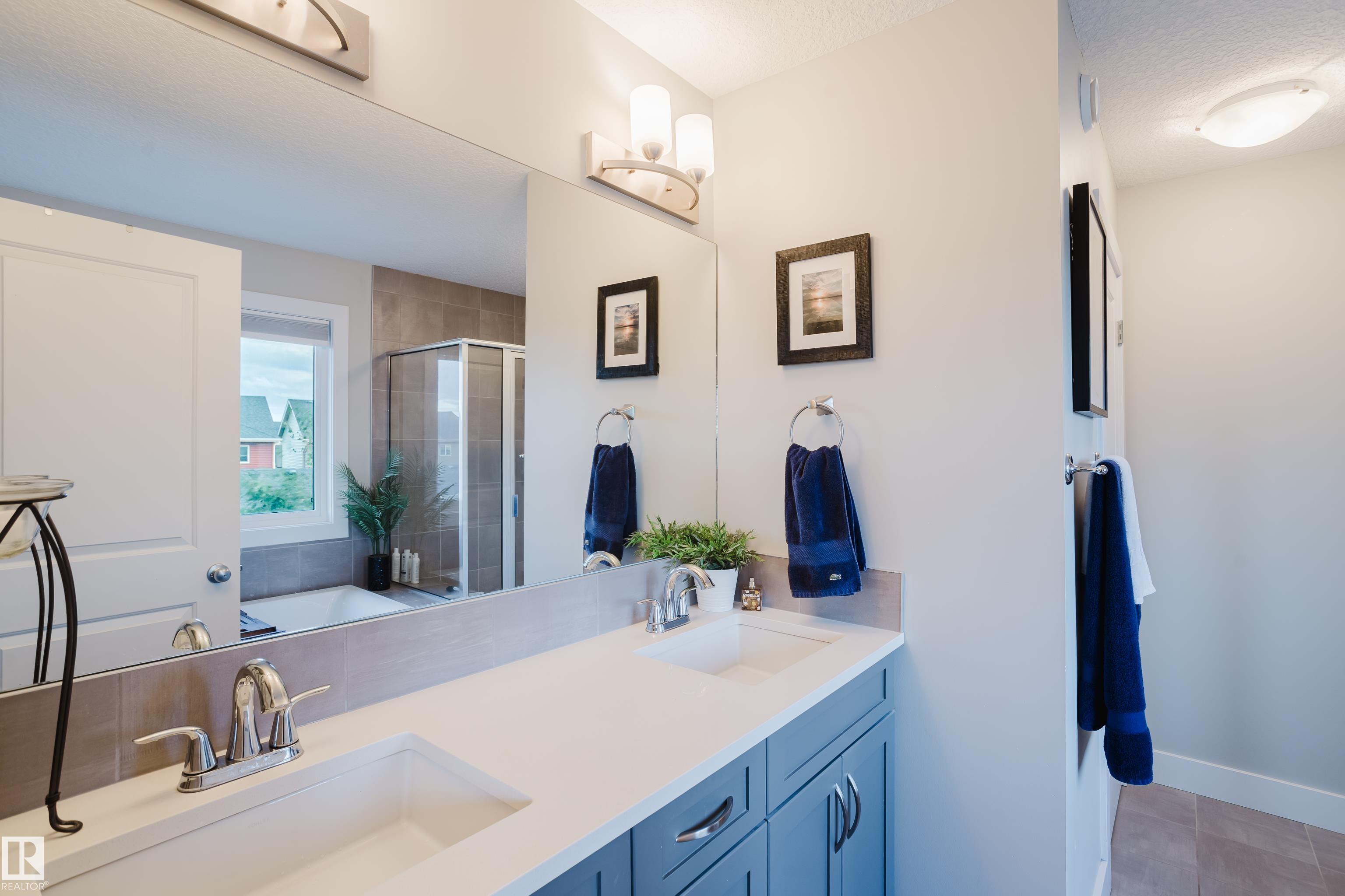 Photo 27 at 15820 15 Avenue SW, Glenridding Heights, Edmonton