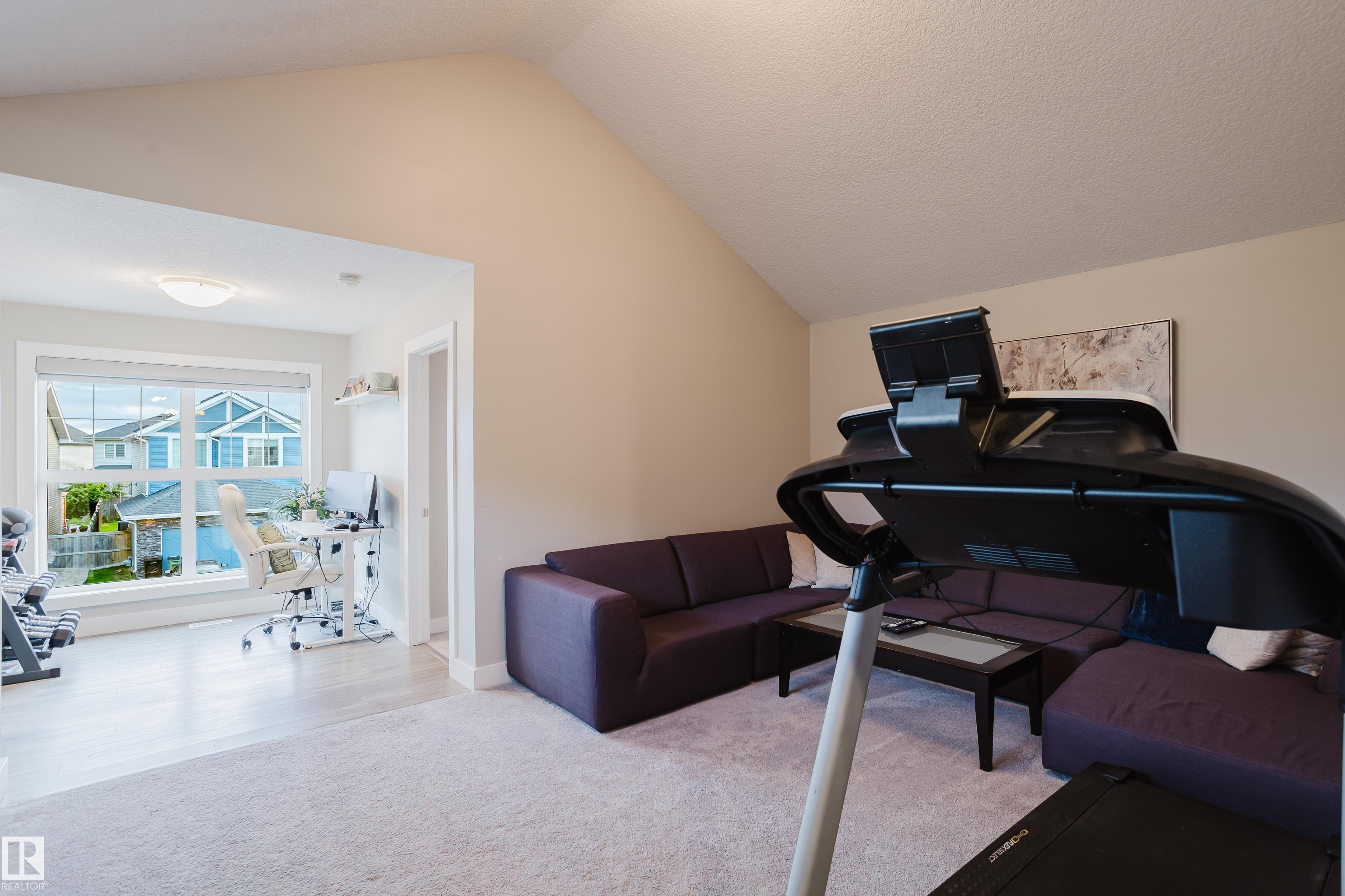 Photo 40 at 15820 15 Avenue SW, Glenridding Heights, Edmonton