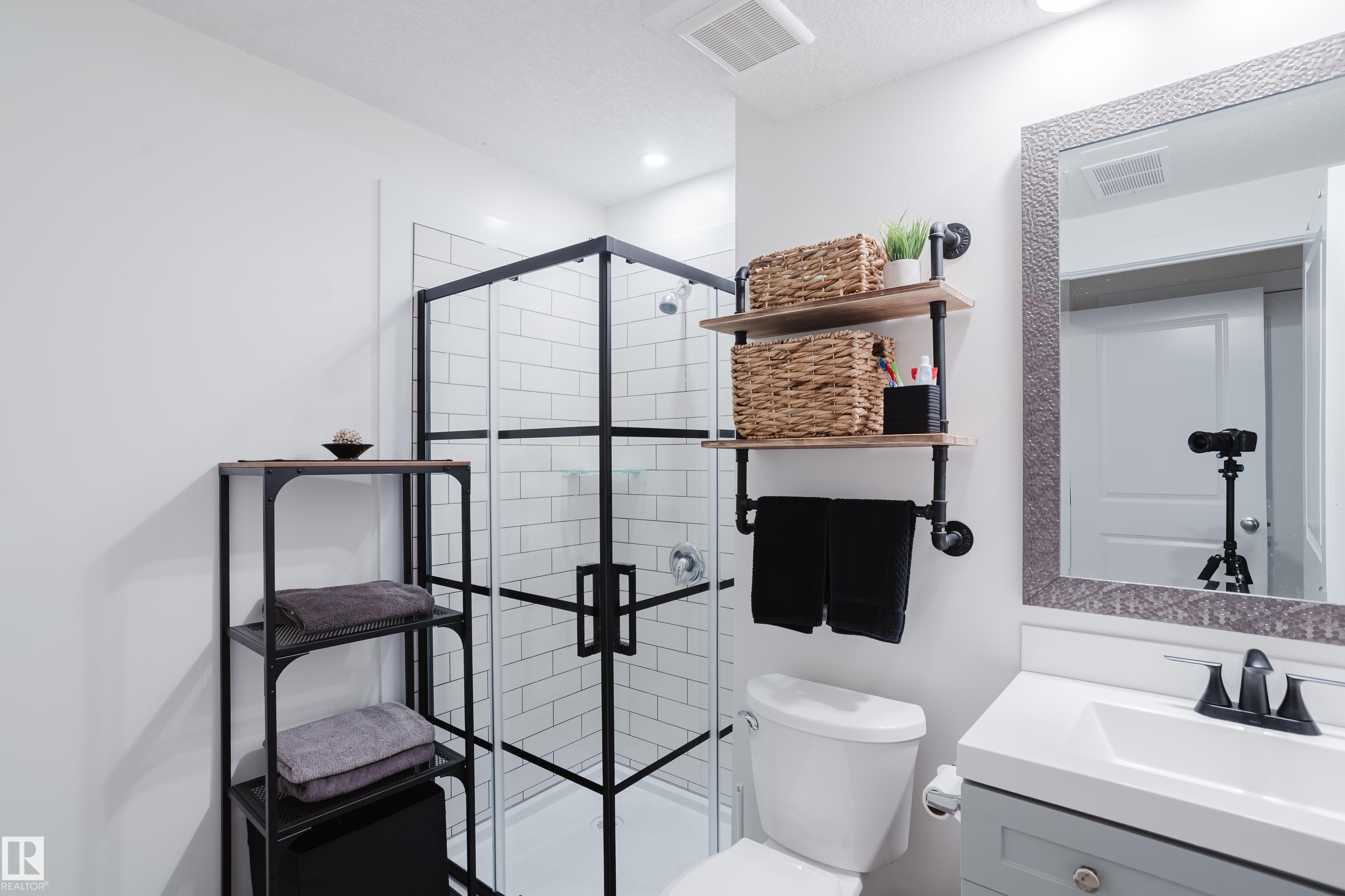 Photo 50 at 15820 15 Avenue SW, Glenridding Heights, Edmonton