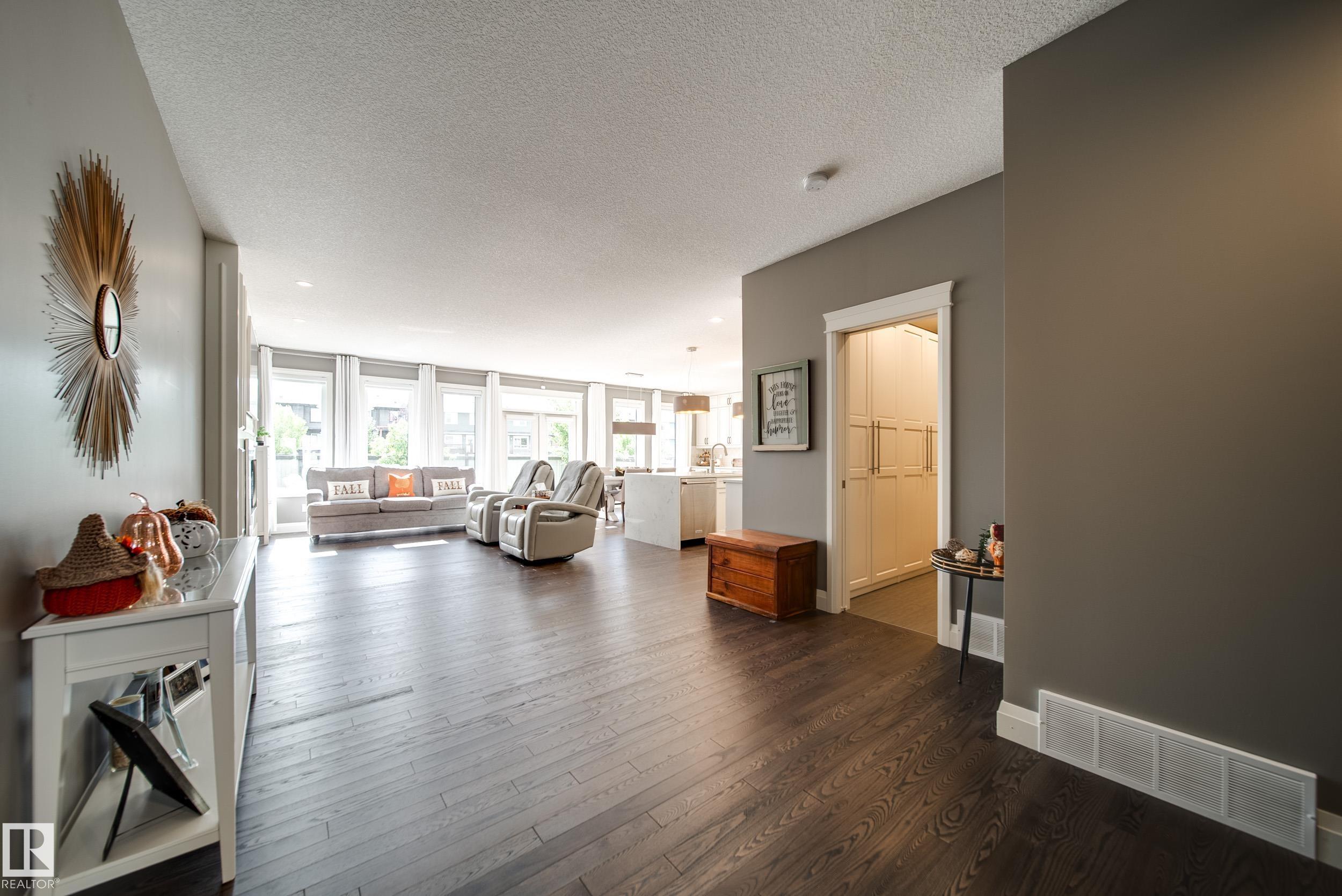 17707 9a Avenue SW, Windermere, Edmonton