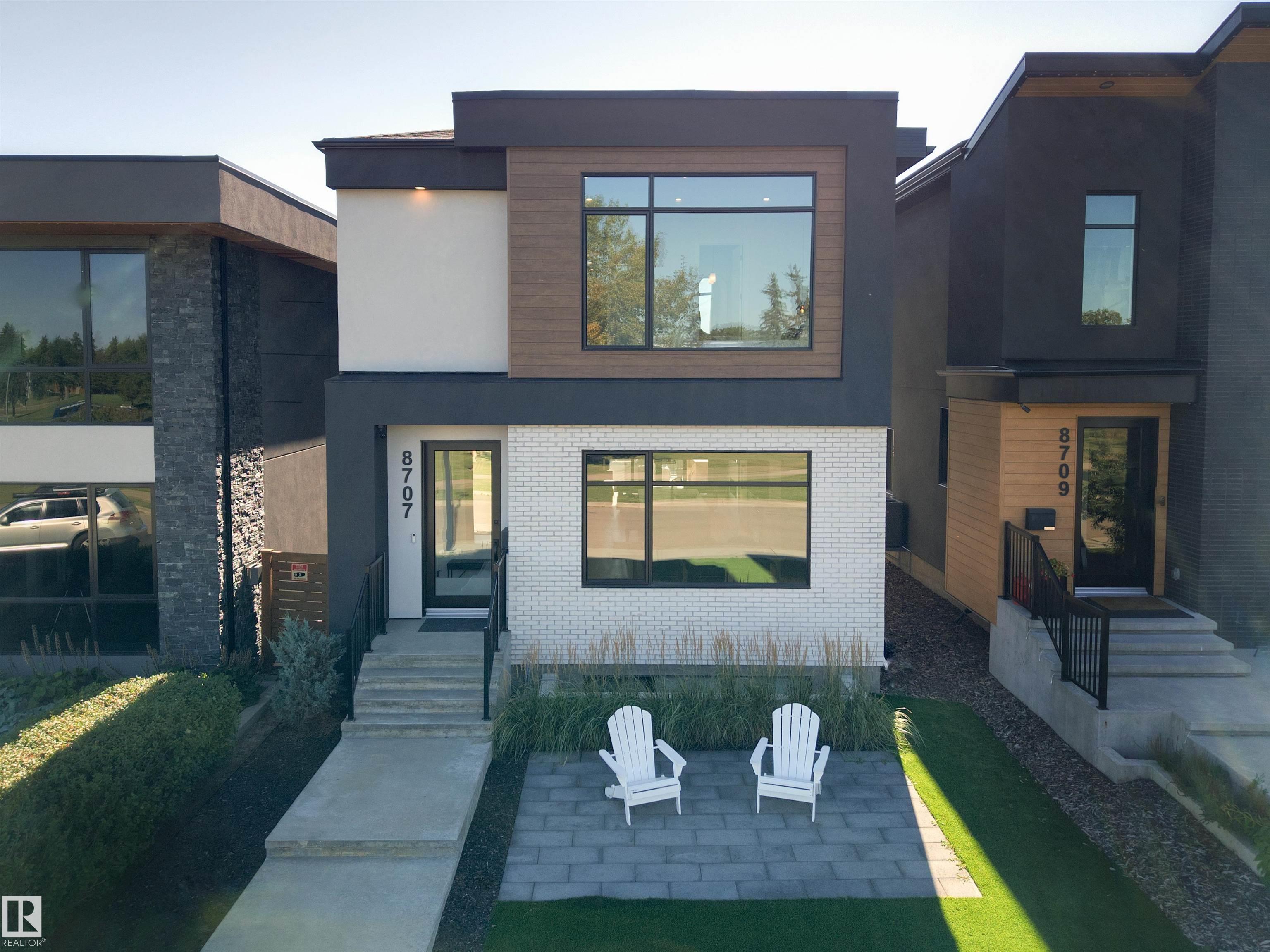 Listing photo thumbnail