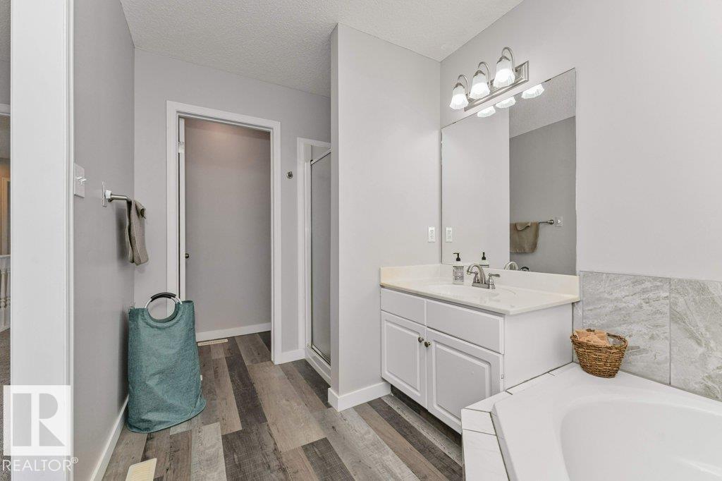 Photo 26 at 1259 Joyce Crescent NW, Jackson Heights, Edmonton