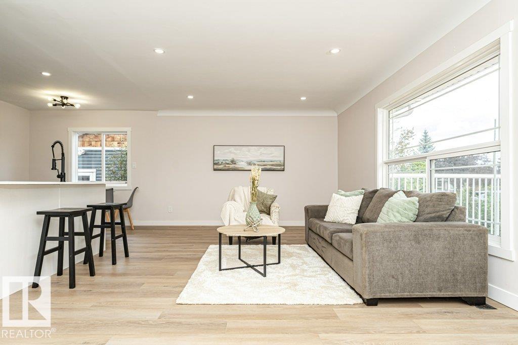 10624 40 Street NW, Gold Bar, Edmonton