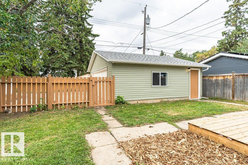 Photo 42 at 10624 40 Street NW, Gold Bar, Edmonton