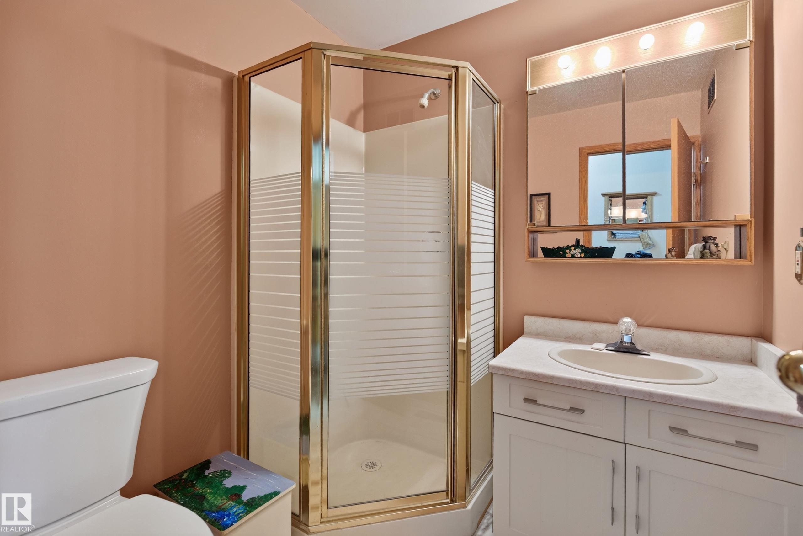 Photo 17 at 5712 123 Avenue NW, Newton, Edmonton