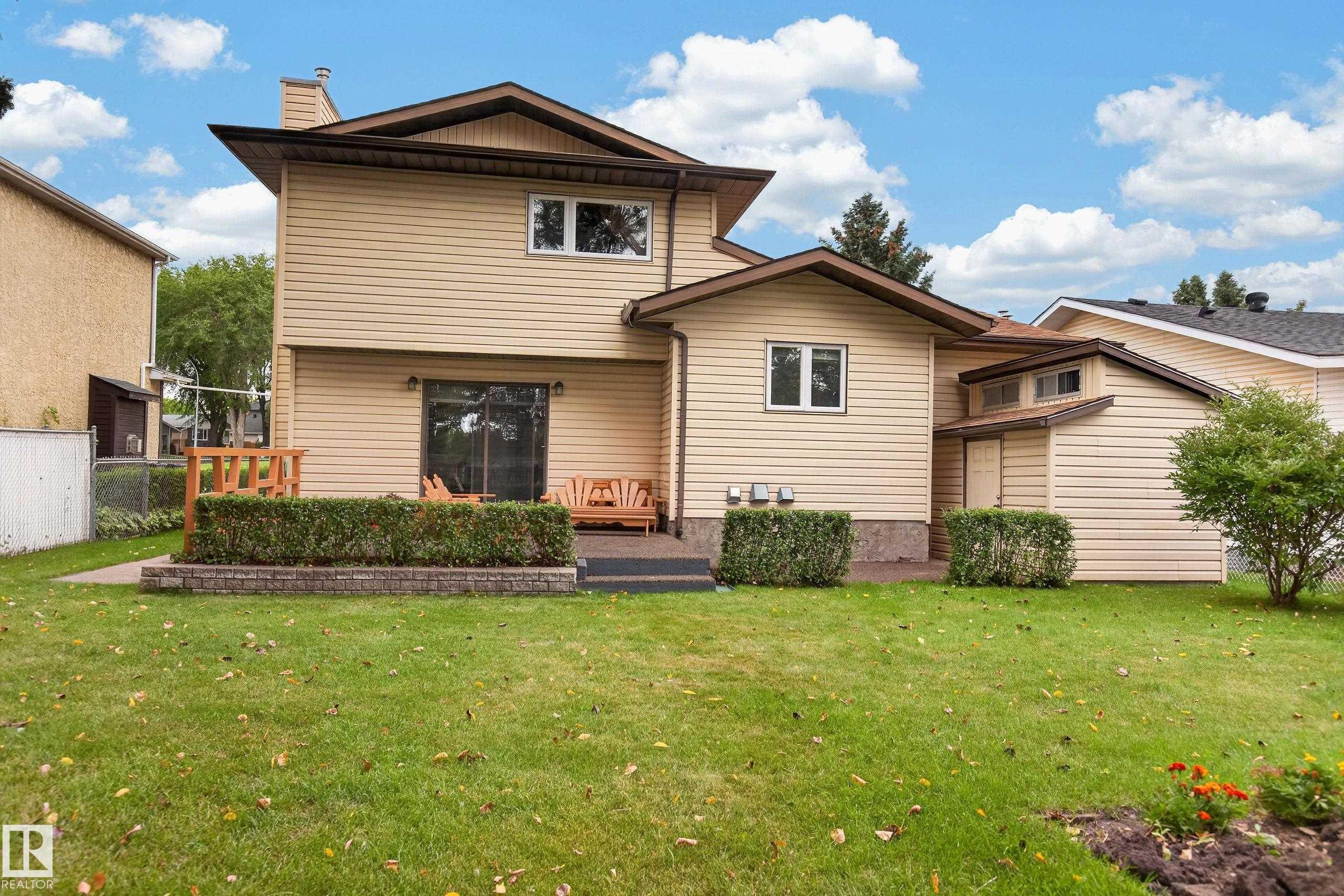 5712 123 Avenue NW, Newton, Edmonton