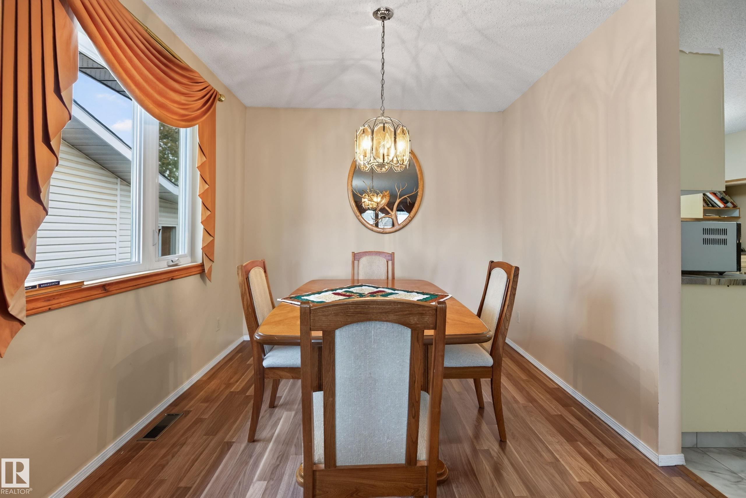 Photo 9 at 5712 123 Avenue NW, Newton, Edmonton