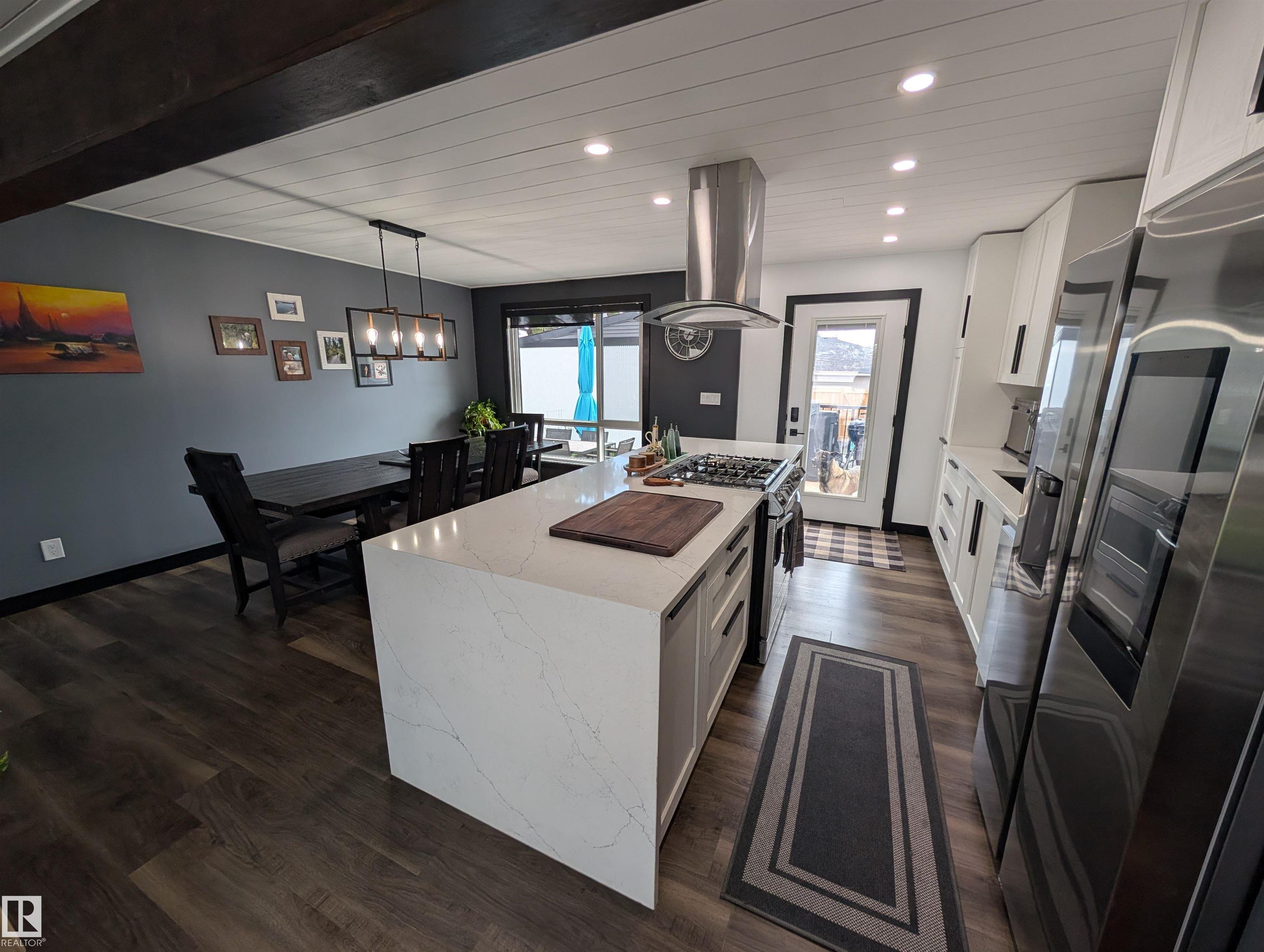 Photo 7 at 6115 95 Avenue NW, Ottewell, Edmonton