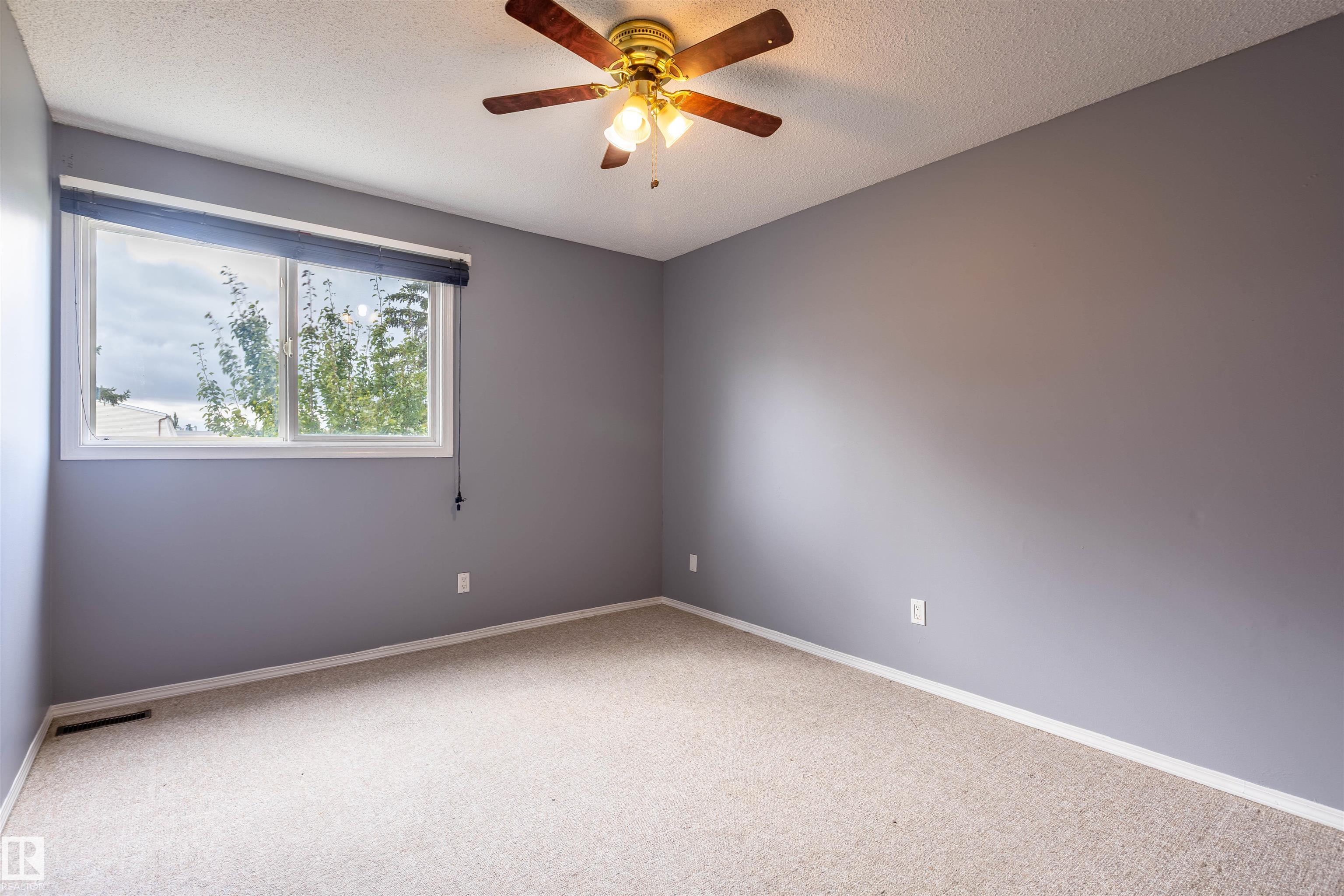Photo 22 at 44 - 650 Grandin Drive, Morinville