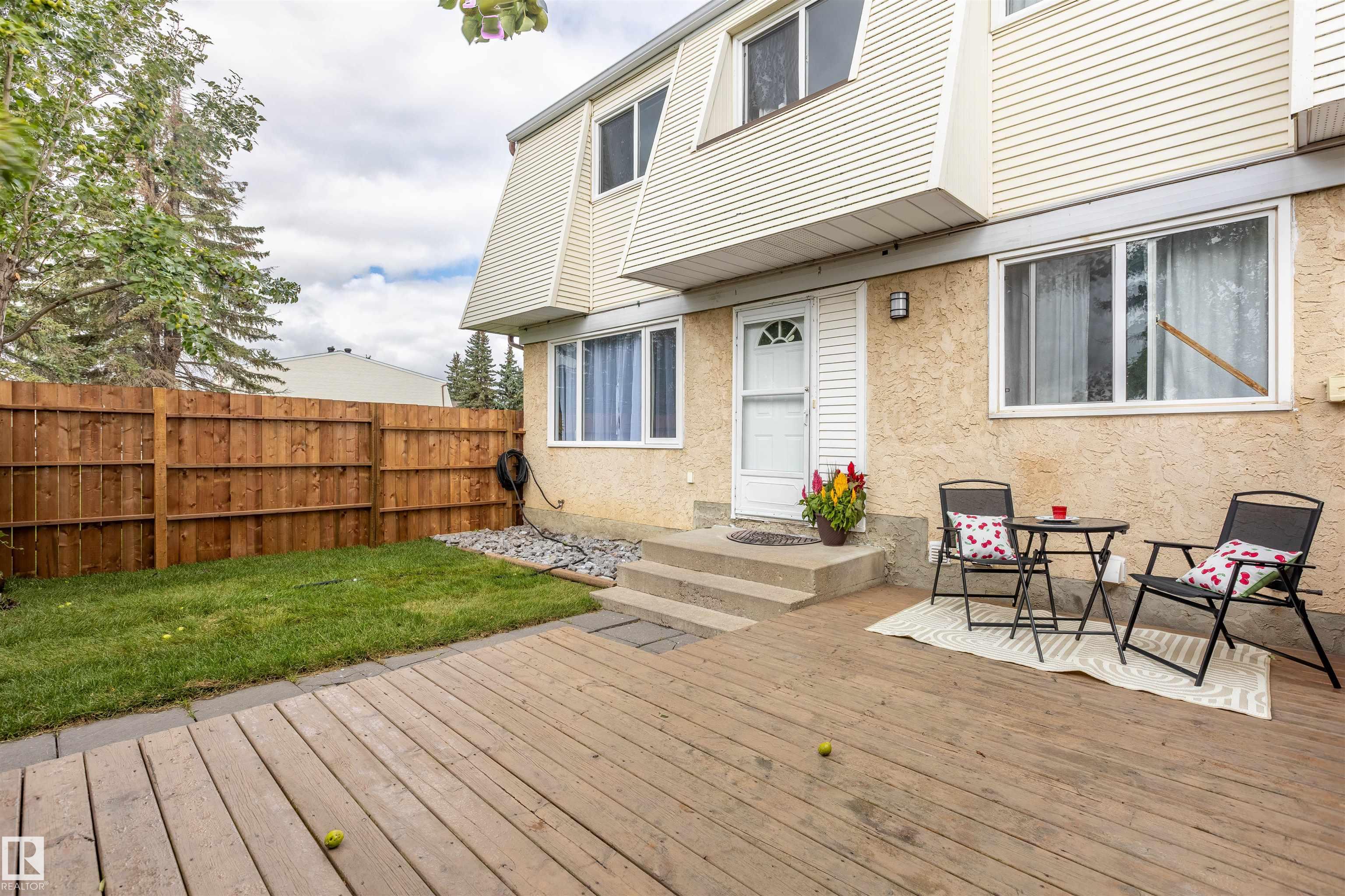 Photo 5 at 44 - 650 Grandin Drive, Morinville