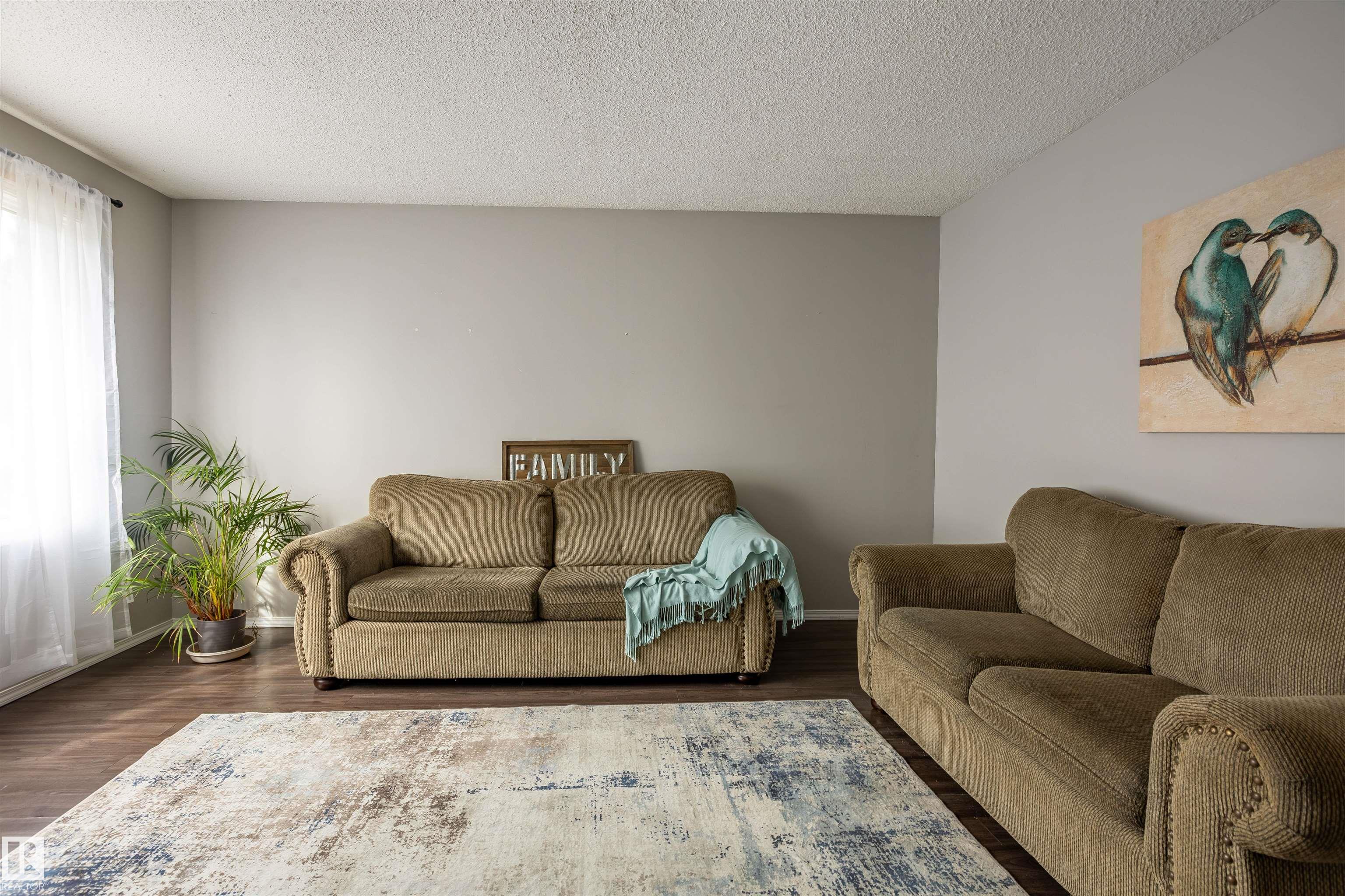 Photo 10 at 44 - 650 Grandin Drive, Morinville