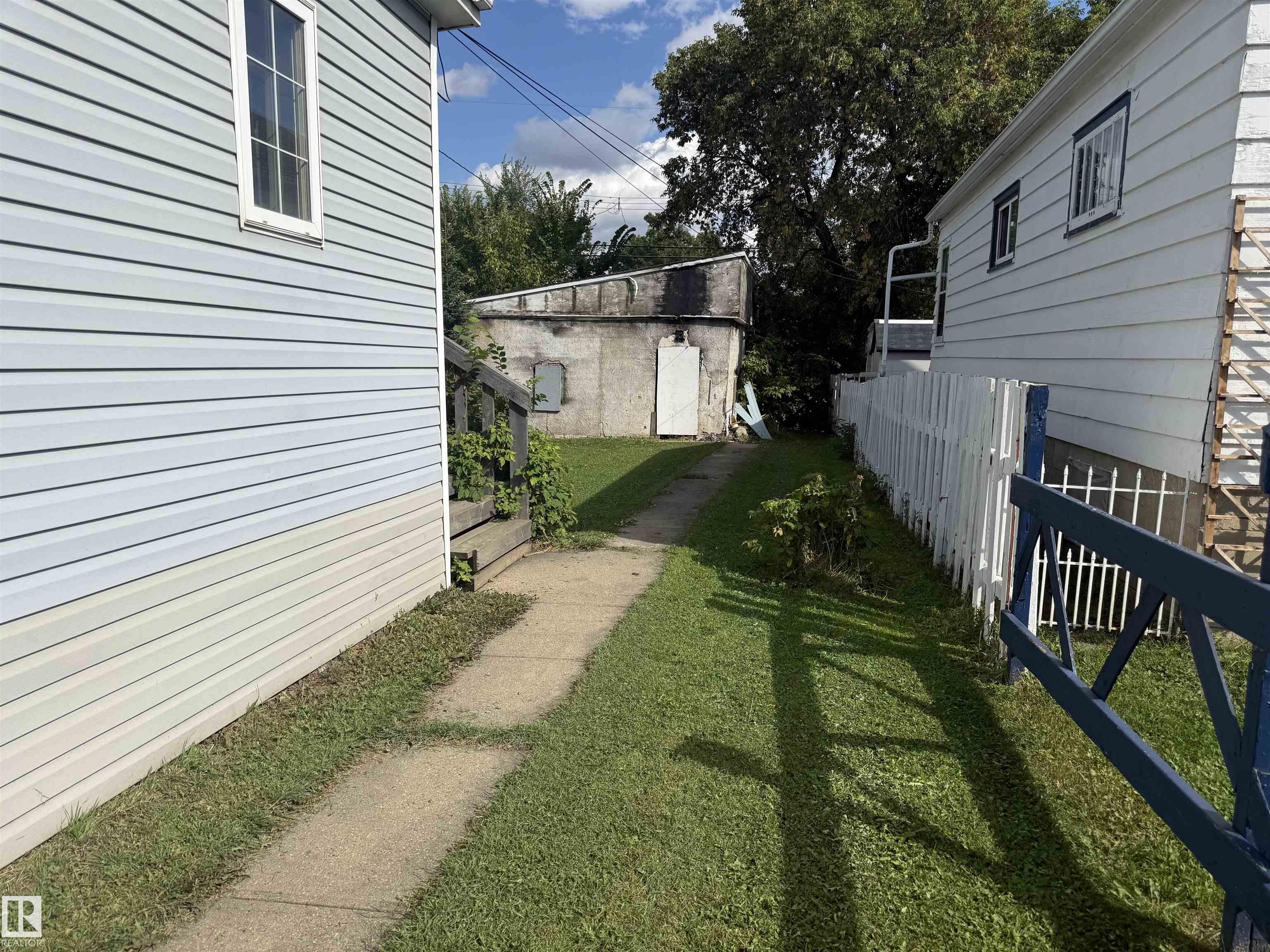 12061 97 Street NW, Alberta Avenue, Edmonton