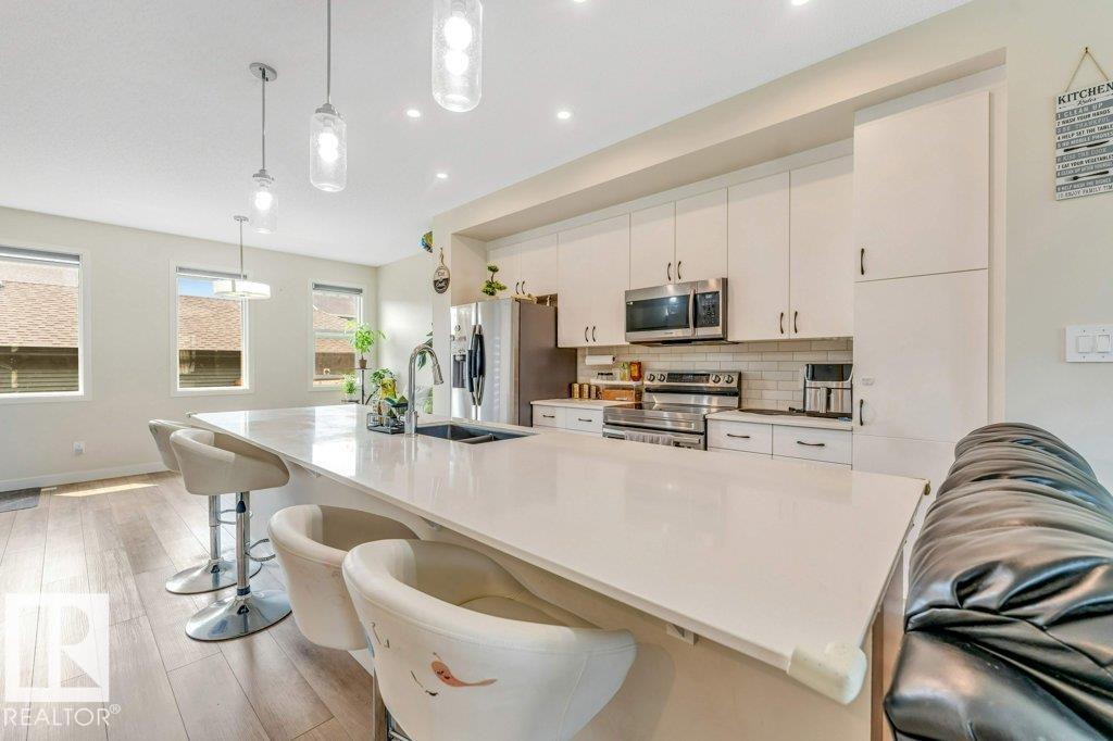 Photo 9 at 5315 22 Avenue SW, Walker, Edmonton