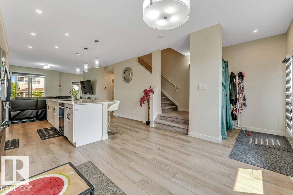 Photo 10 at 5315 22 Avenue SW, Walker, Edmonton