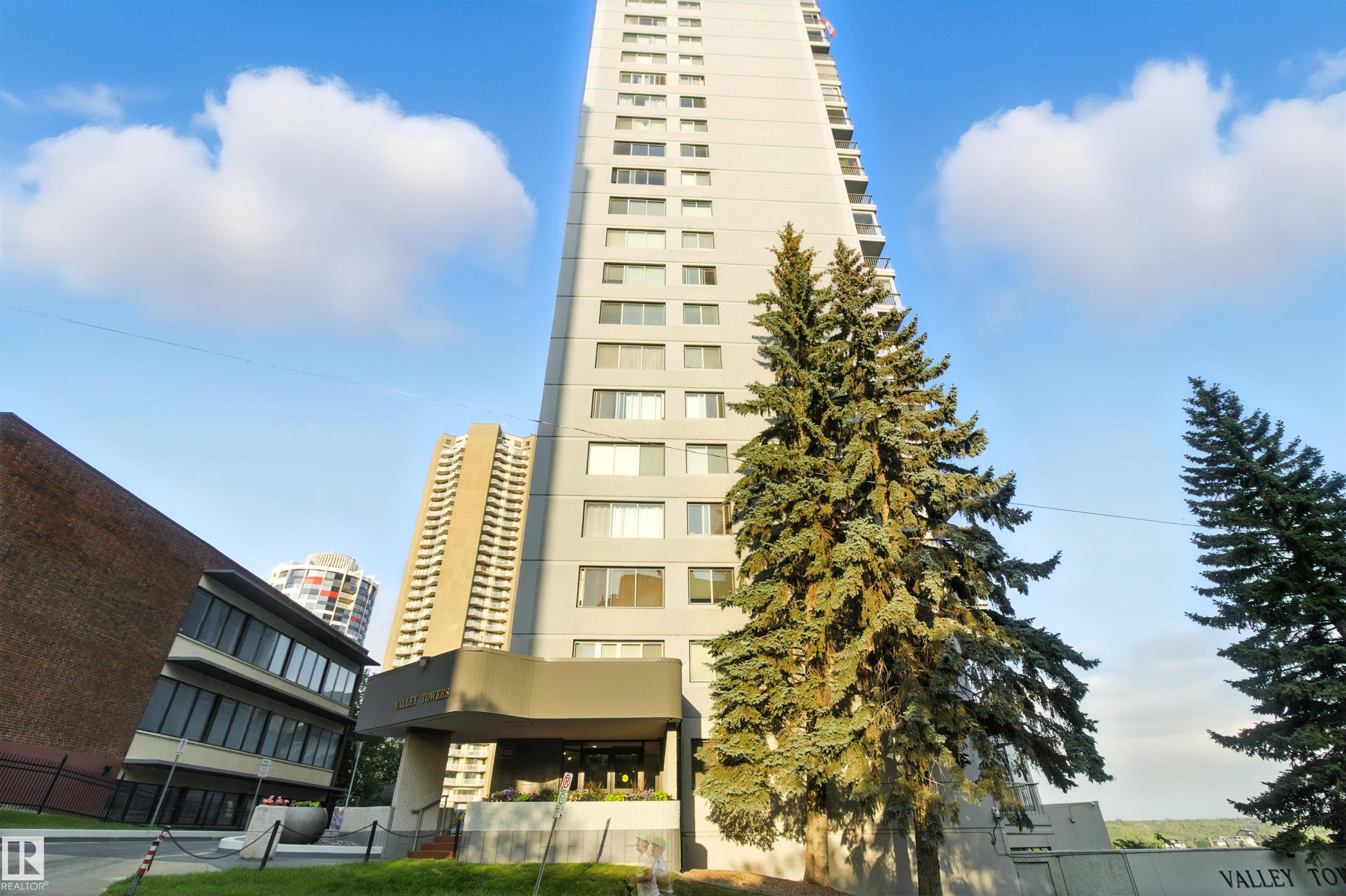 2202 - 9923 103 Street NW, Downtown, Edmonton