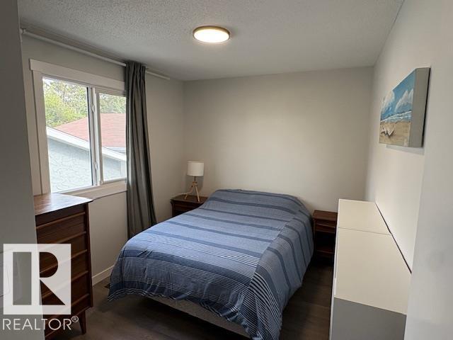 Photo 21 at 9520 150 Avenue NW, Evansdale, Edmonton