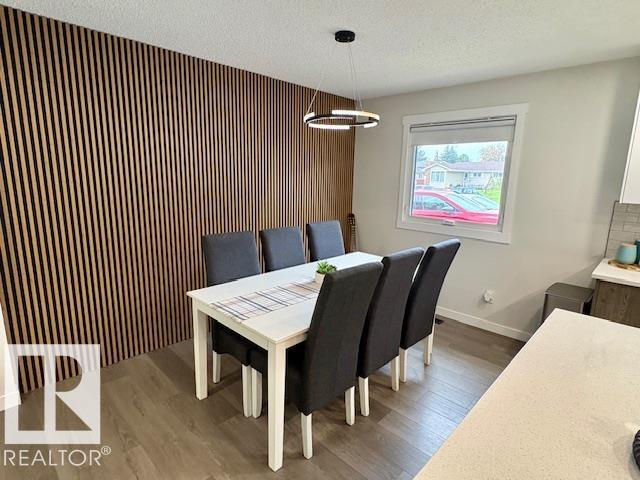 Photo 9 at 9520 150 Avenue NW, Evansdale, Edmonton
