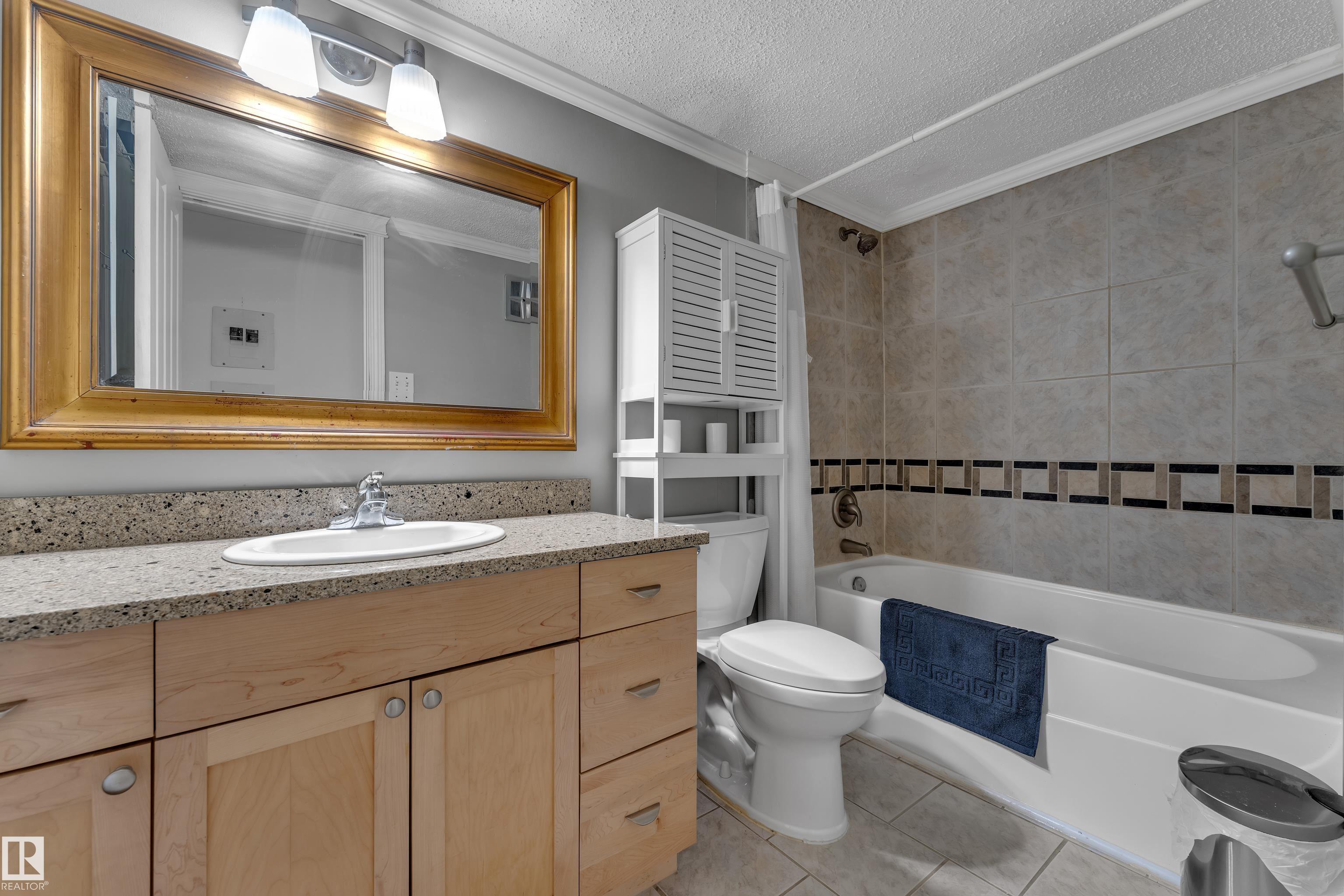 Photo 22 at 304 - 10165 113 Street NW, Wîhkwêntôwin, Edmonton