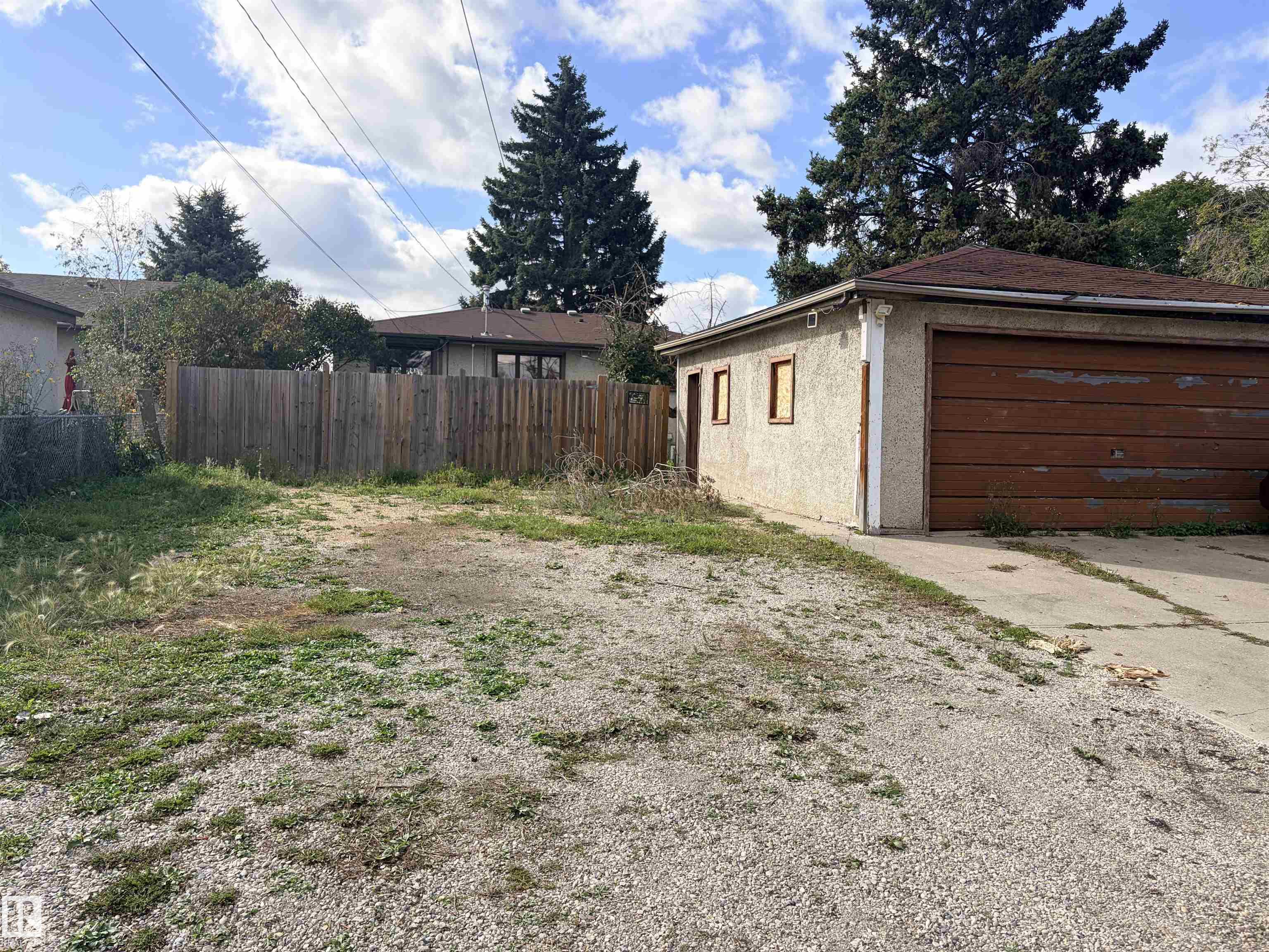 Photo 18 at 13219 107 Street NW, Rosslyn, Edmonton