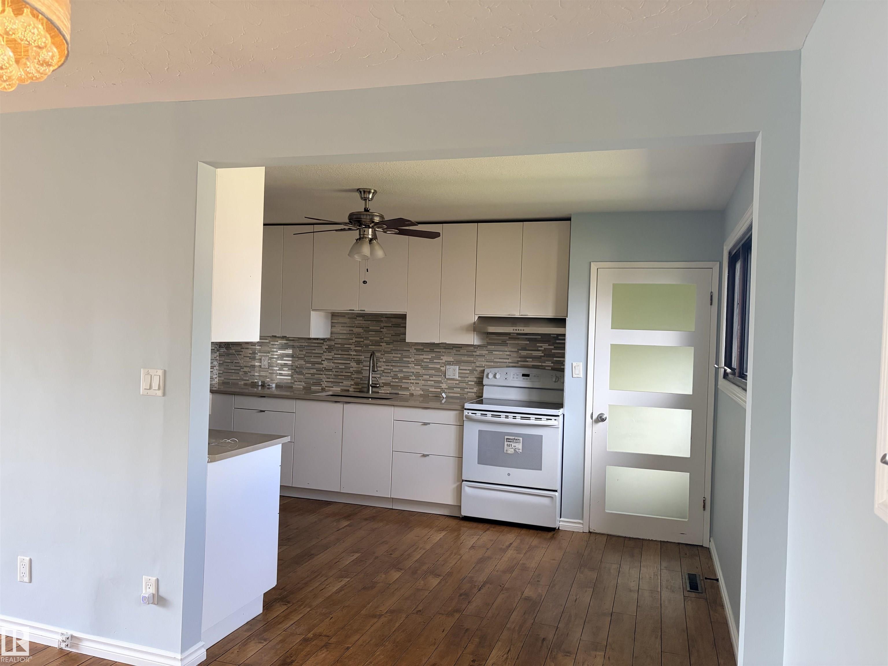 Photo 22 at 13219 107 Street NW, Rosslyn, Edmonton