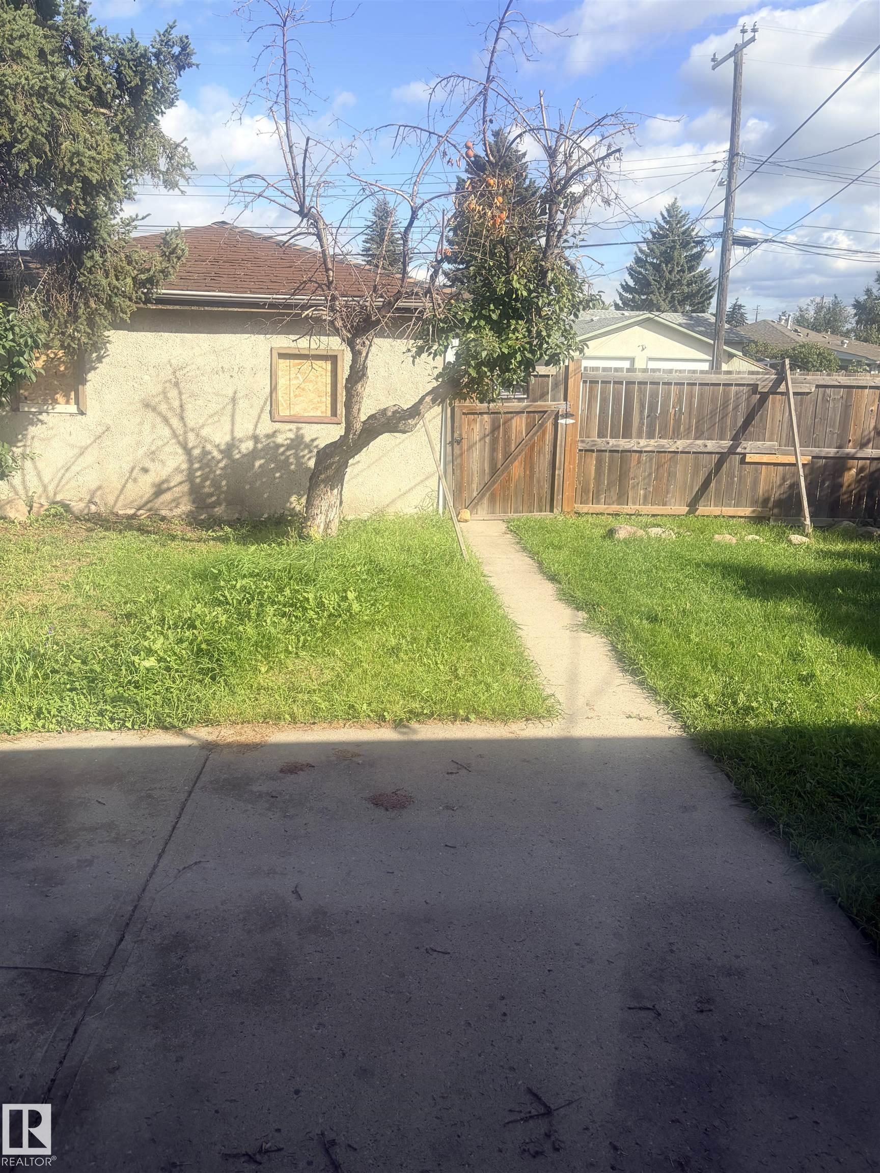 Photo 36 at 13219 107 Street NW, Rosslyn, Edmonton