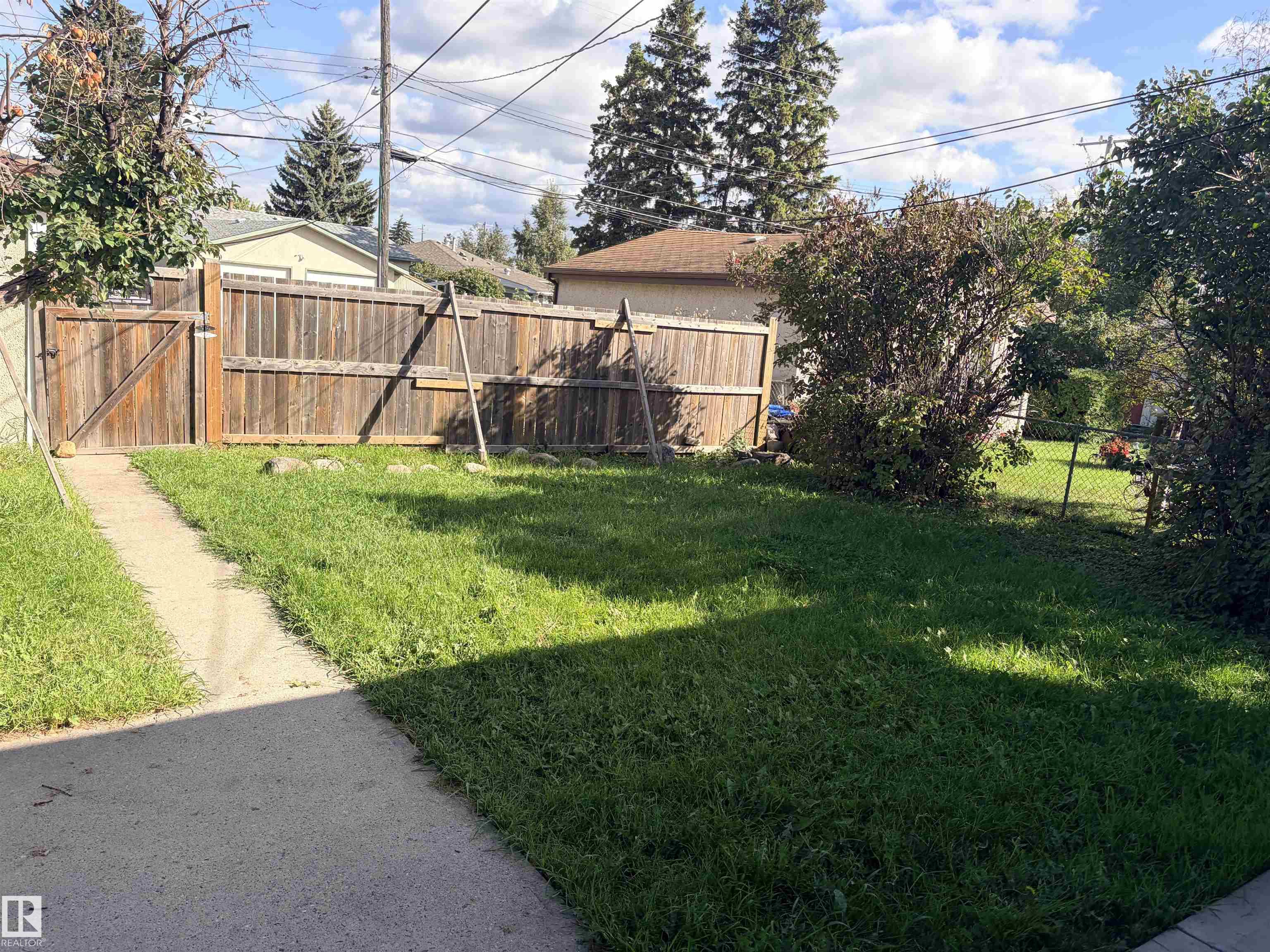 Photo 56 at 13219 107 Street NW, Rosslyn, Edmonton