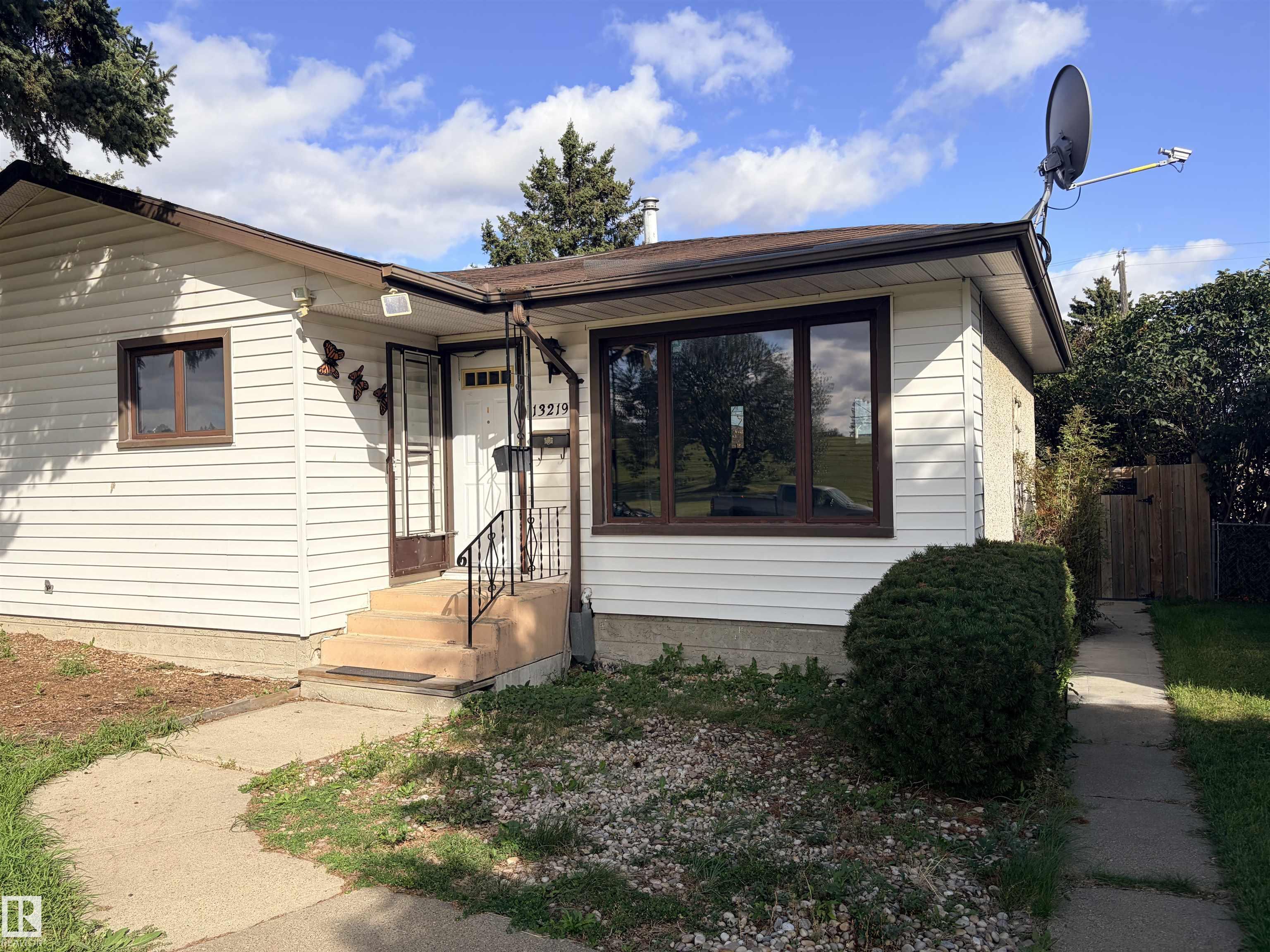 Photo 66 at 13219 107 Street NW, Rosslyn, Edmonton