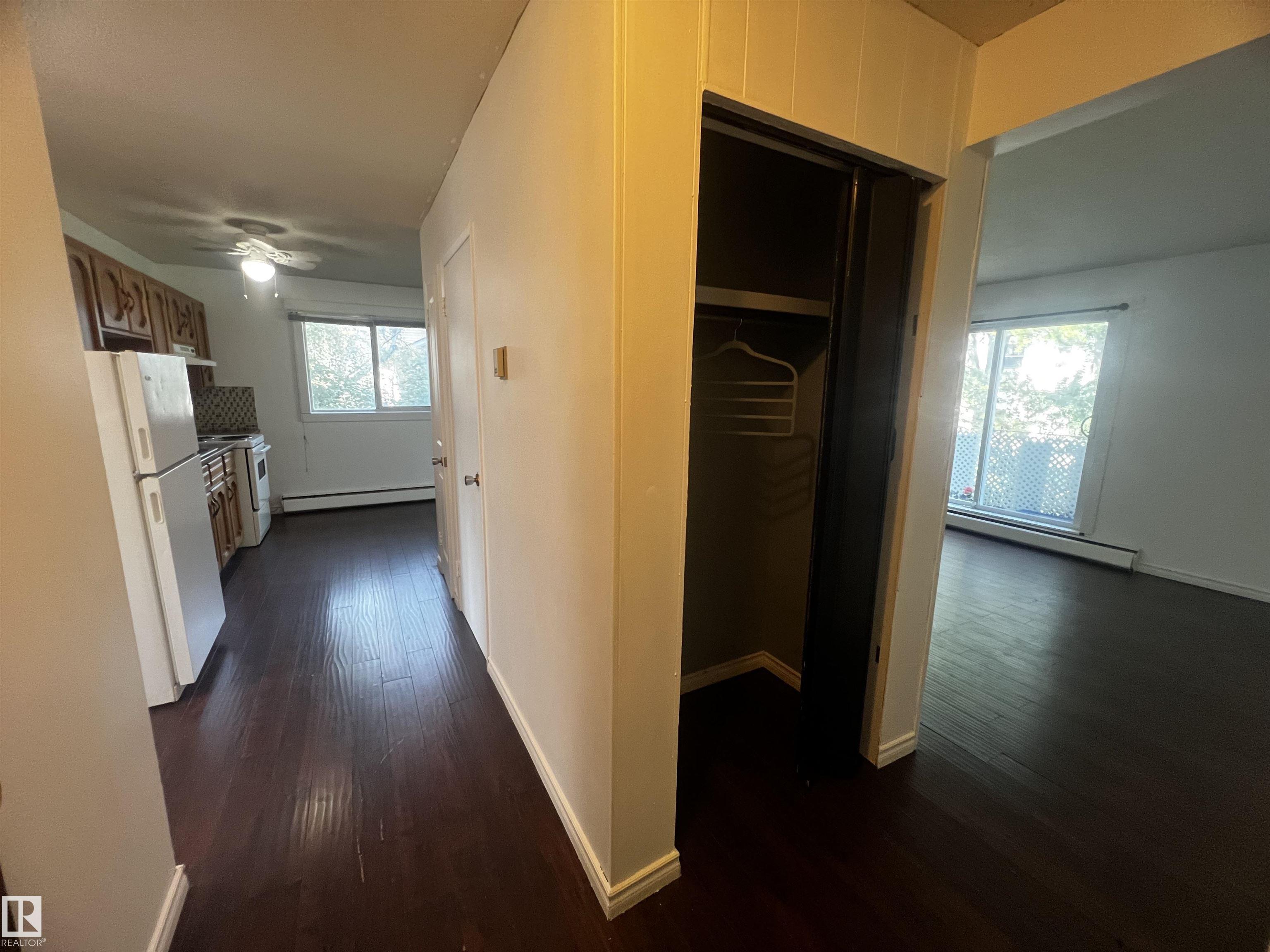 Photo 5 at 12719 118 Street NW, Calder, Edmonton