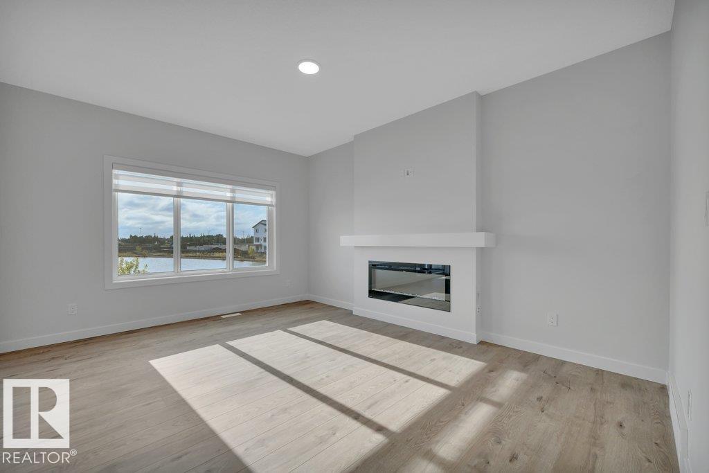 Photo 14 at 18643 19 Avenue NW, River's Edge, Edmonton