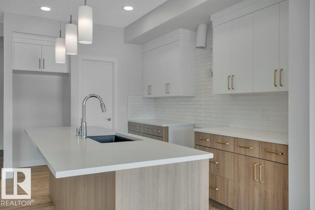 Photo 5 at 18643 19 Avenue NW, River's Edge, Edmonton