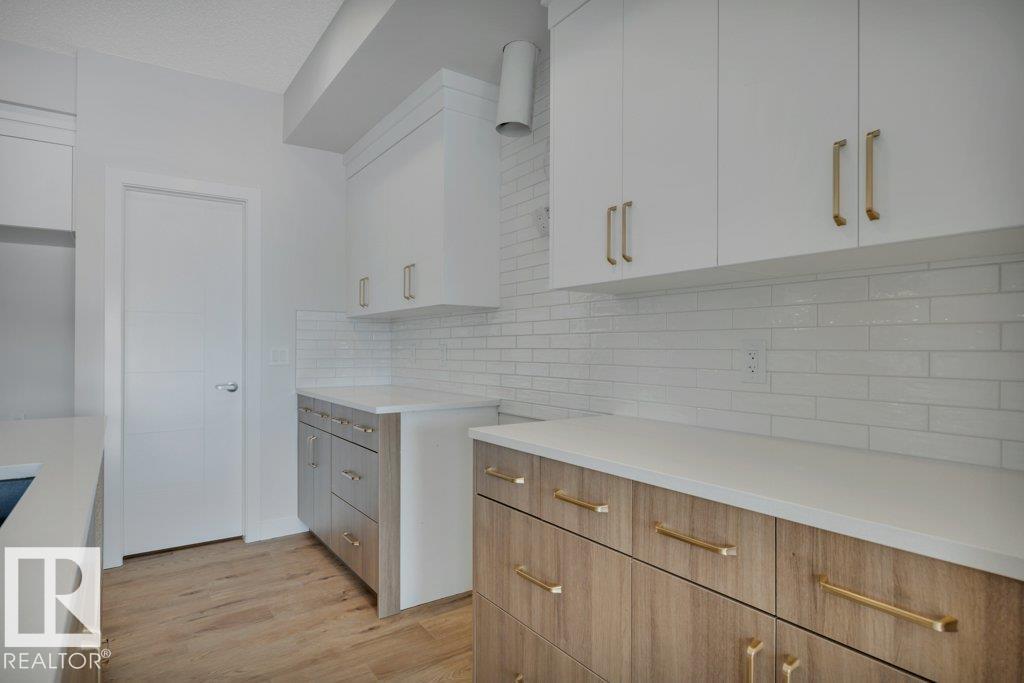 Photo 7 at 18643 19 Avenue NW, River's Edge, Edmonton