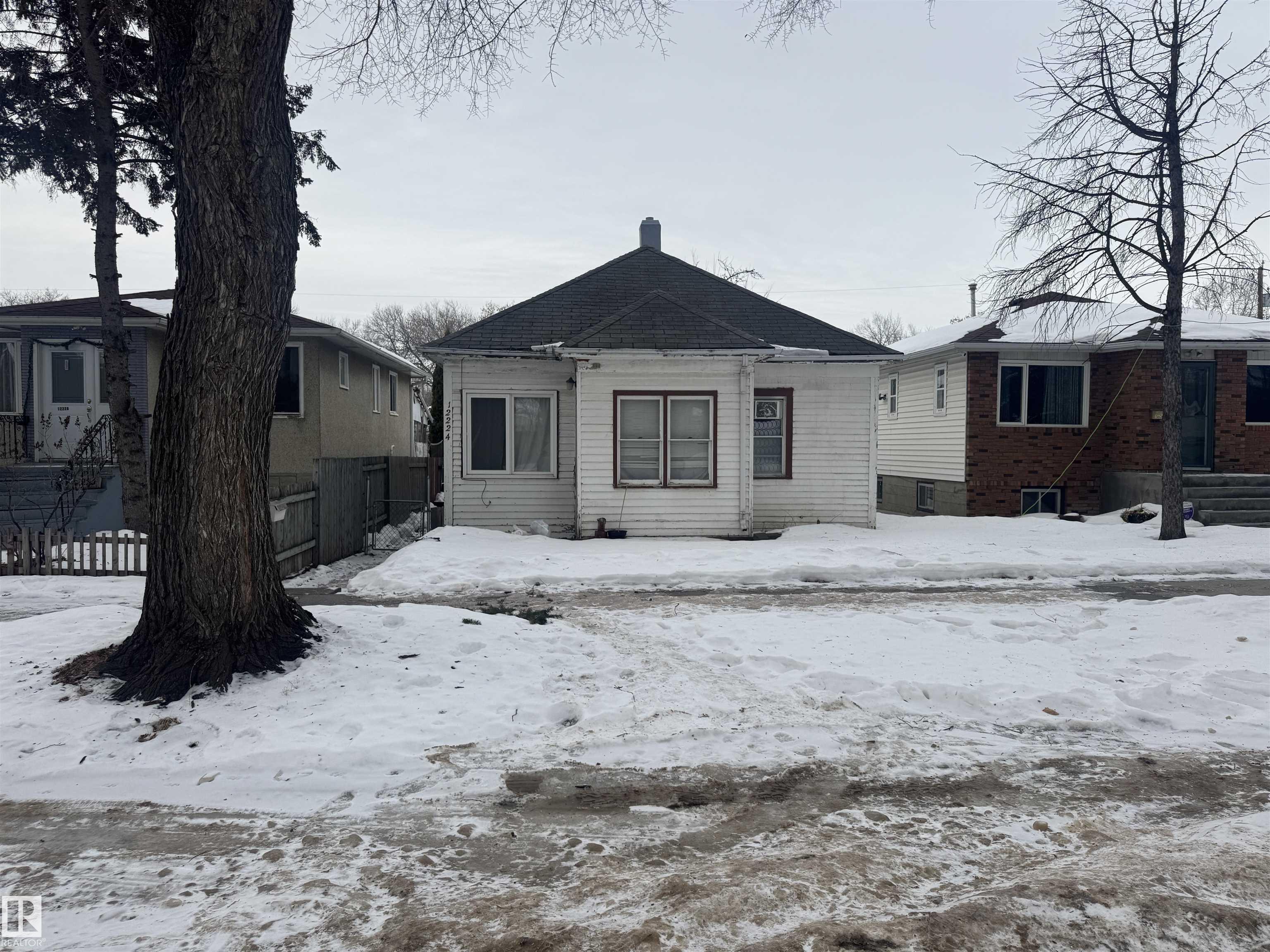 12224 93 Street NW, Delton, Edmonton