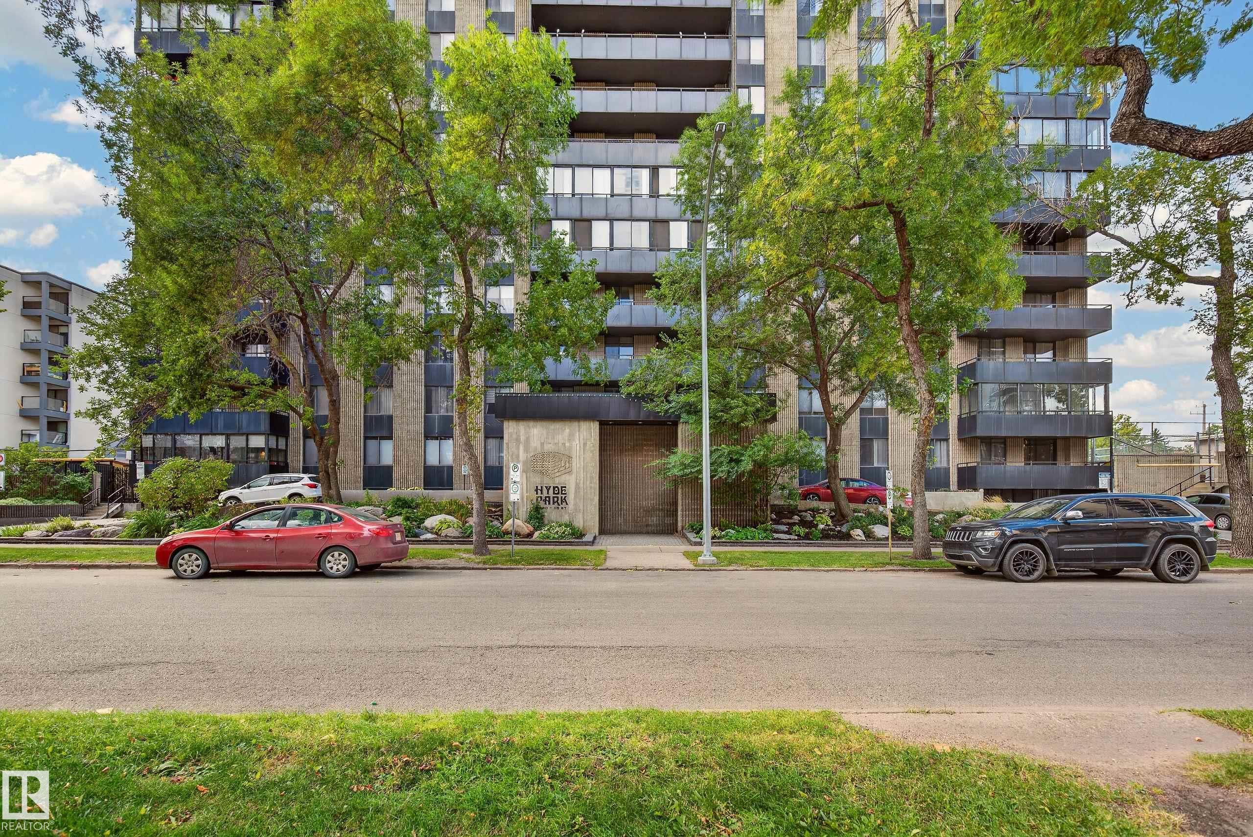 Photo 2 at 105 - 10160 115 Street NW, Wîhkwêntôwin, Edmonton