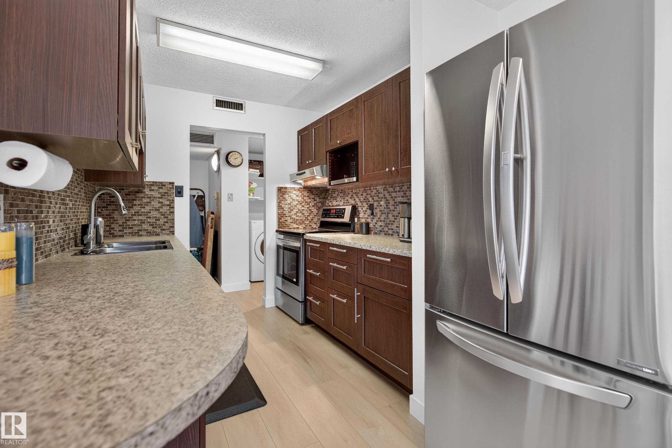 Photo 11 at 105 - 10160 115 Street NW, Wîhkwêntôwin, Edmonton