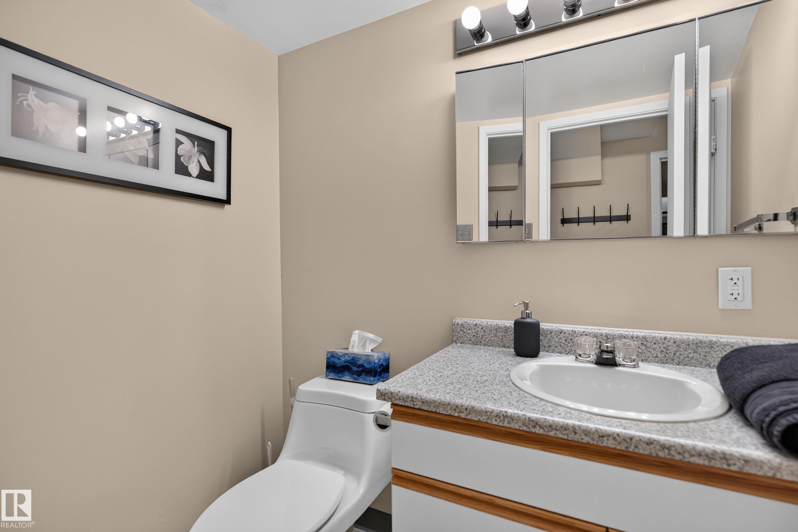 Photo 31 at 105 - 10160 115 Street NW, Wîhkwêntôwin, Edmonton