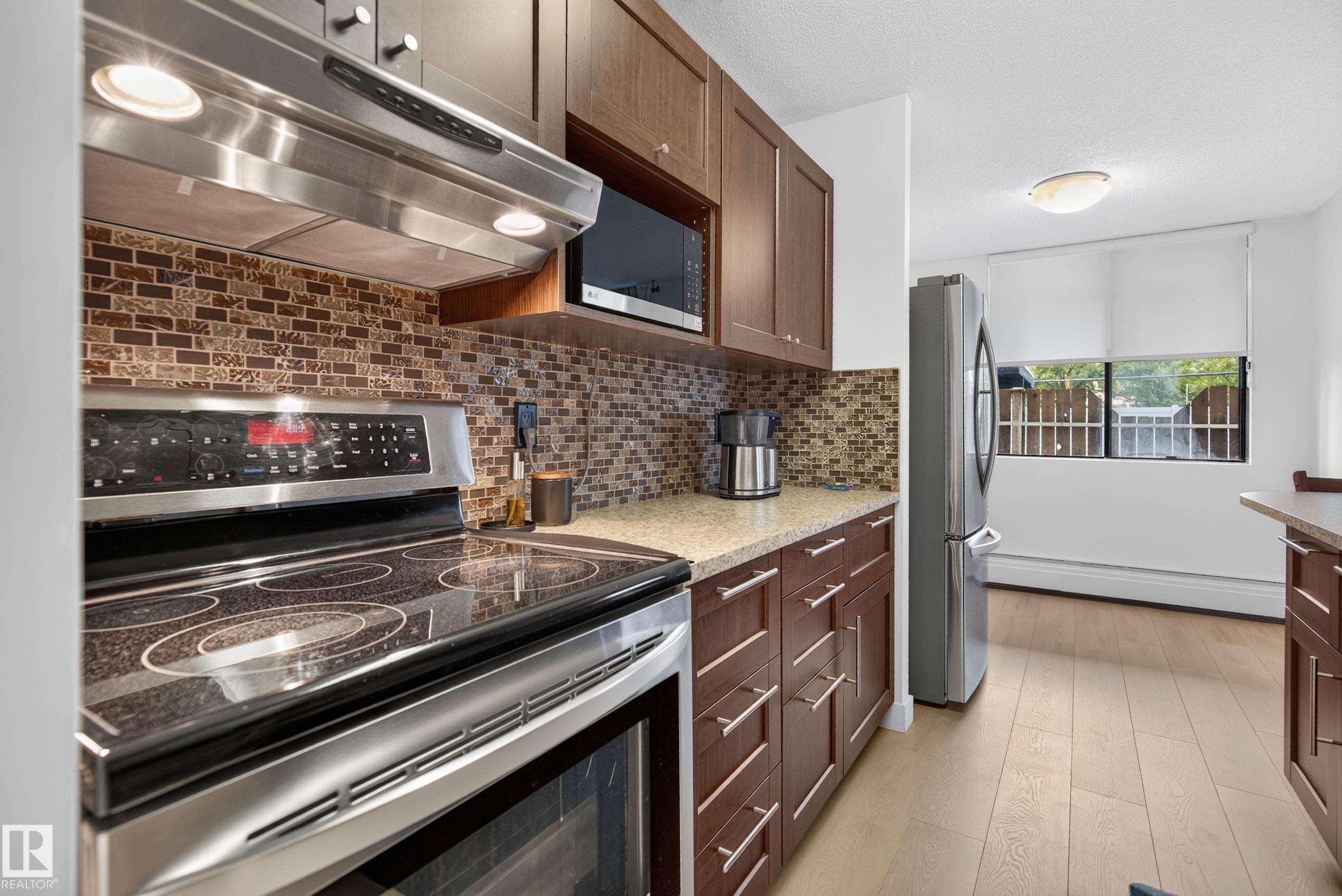 Photo 8 at 105 - 10160 115 Street NW, Wîhkwêntôwin, Edmonton