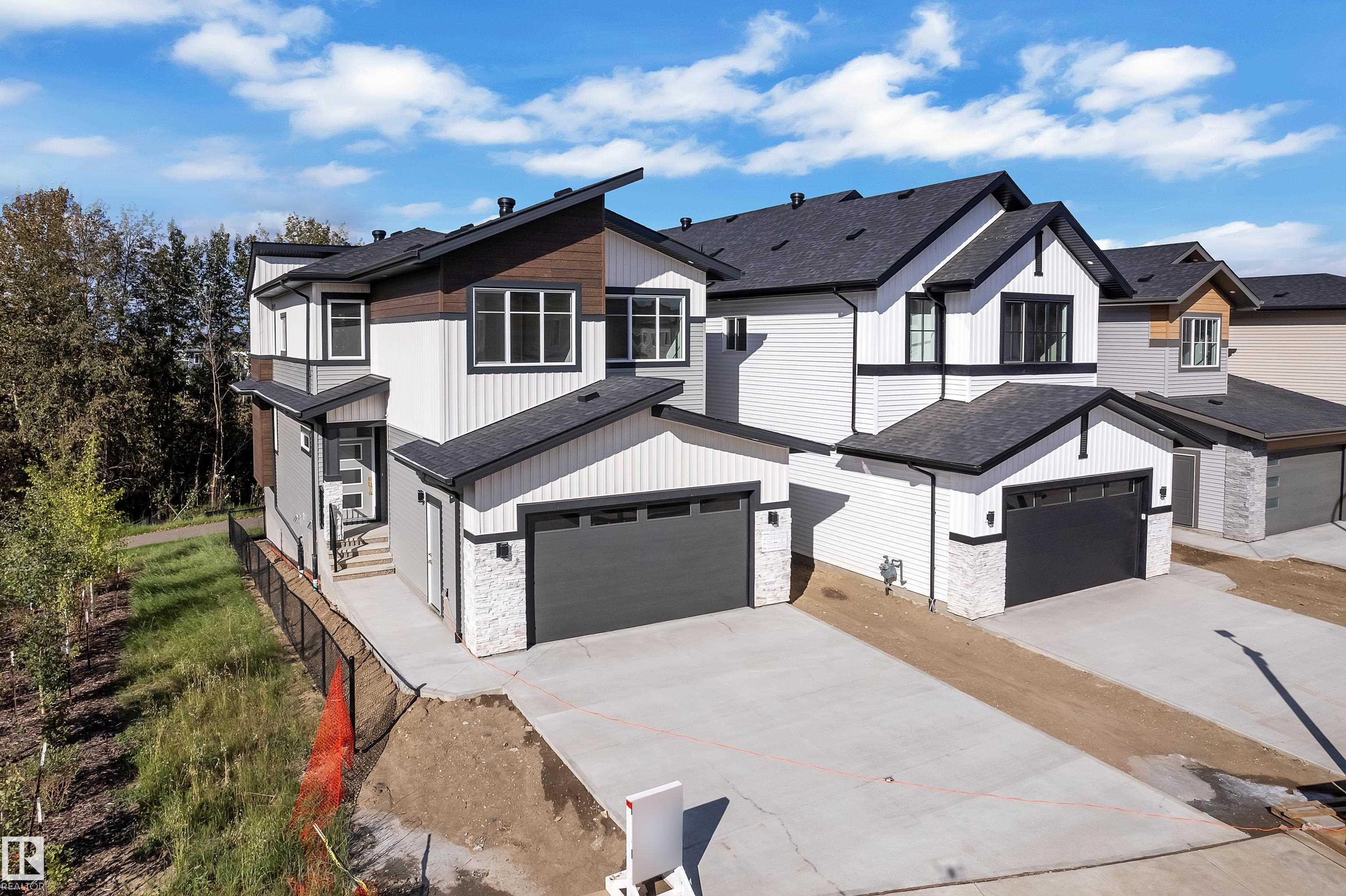 Photo 2 at 3136 7 Avenue SW, Alces, Edmonton