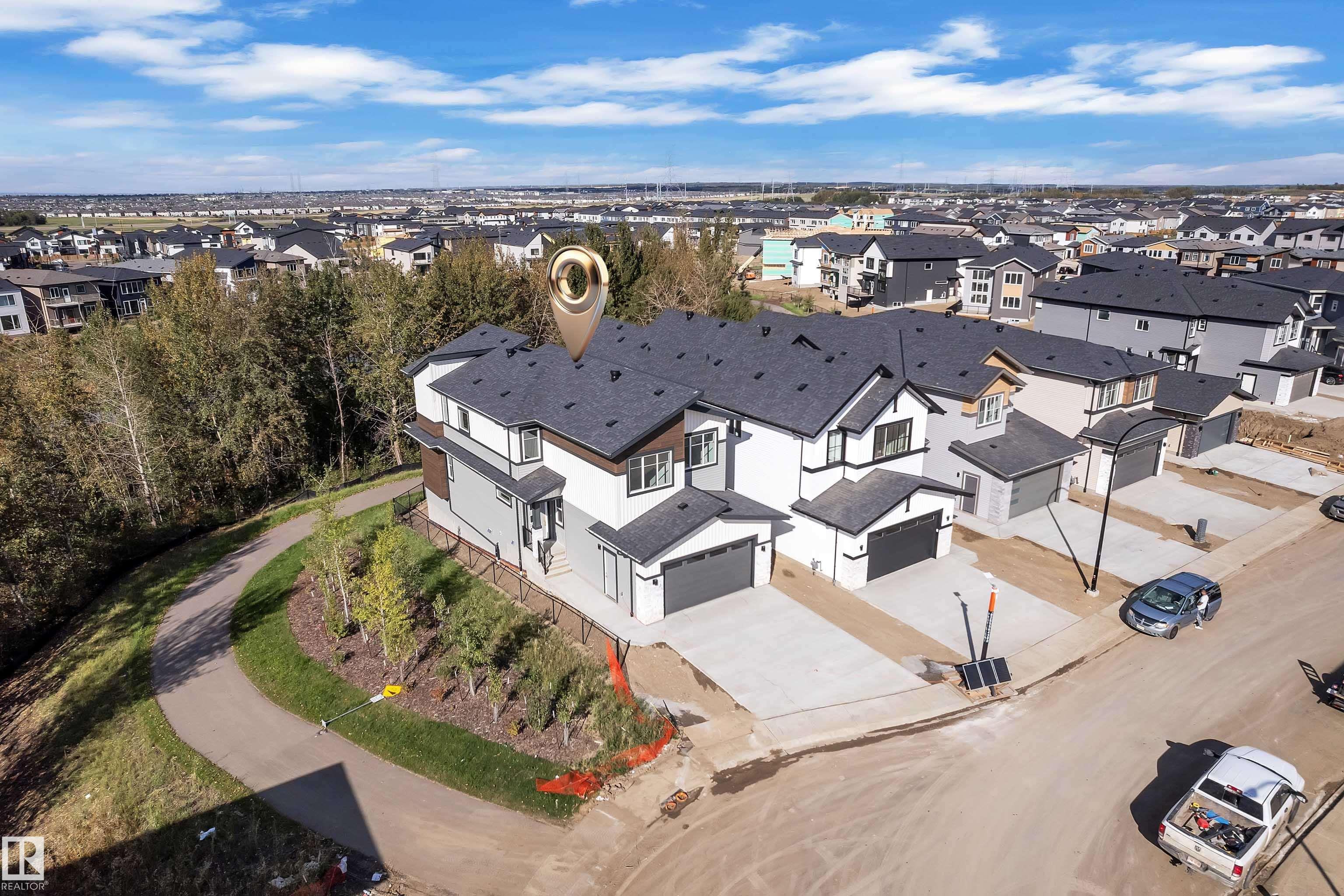 Photo 3 at 3136 7 Avenue SW, Alces, Edmonton