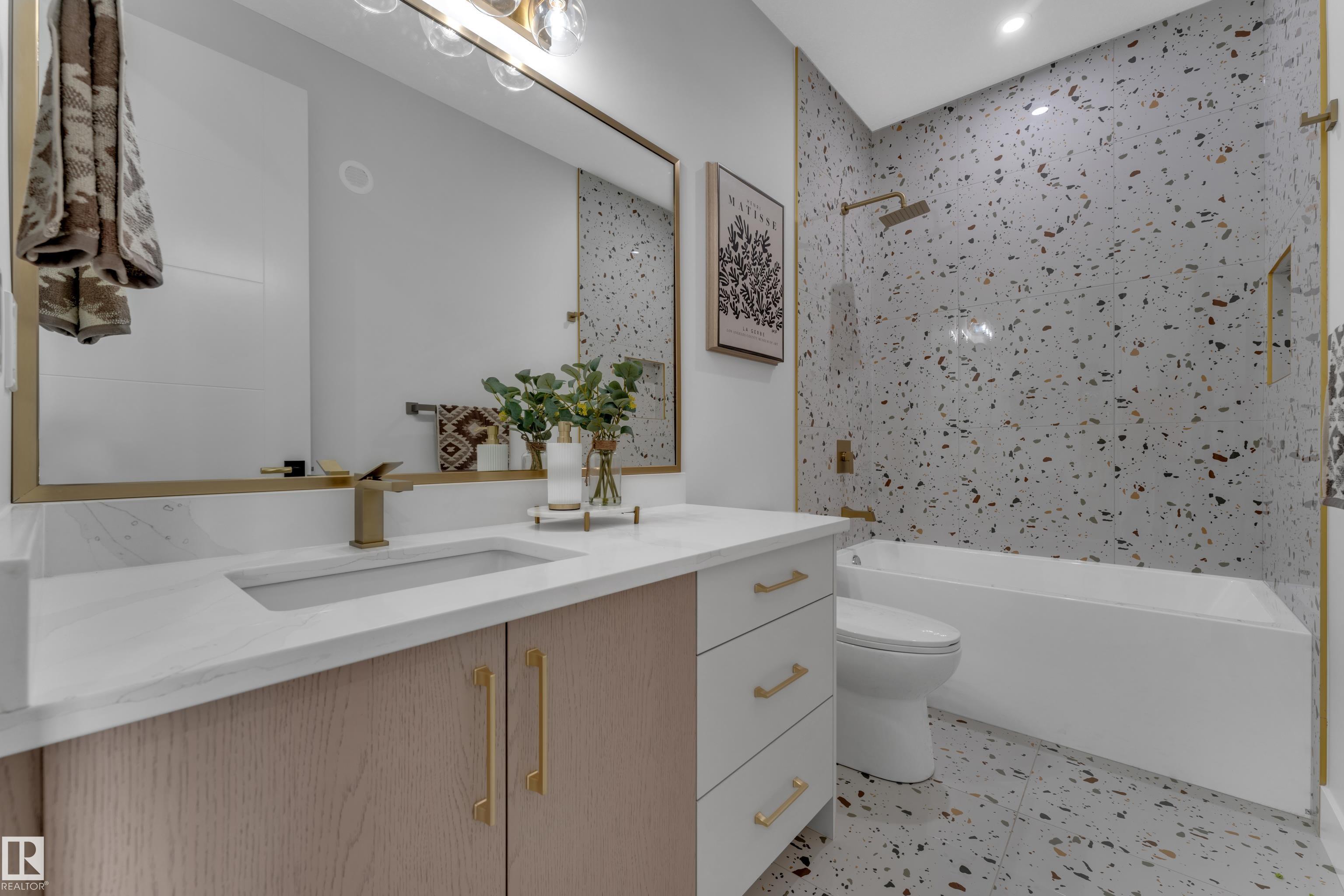 Photo 41 at 3136 7 Avenue SW, Alces, Edmonton