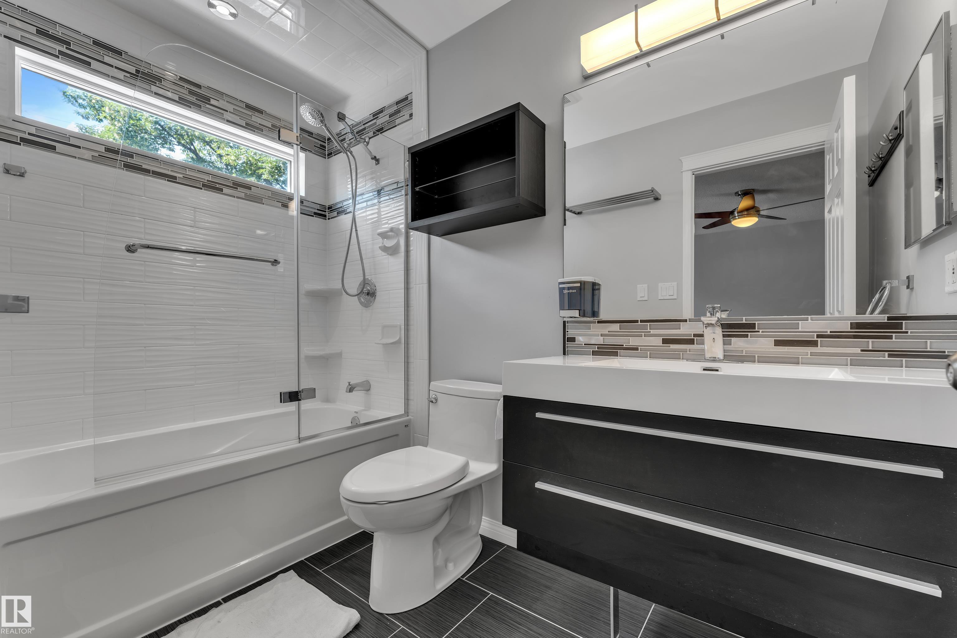 Photo 22 at 9722 157 Street NW, Glenwood, Edmonton