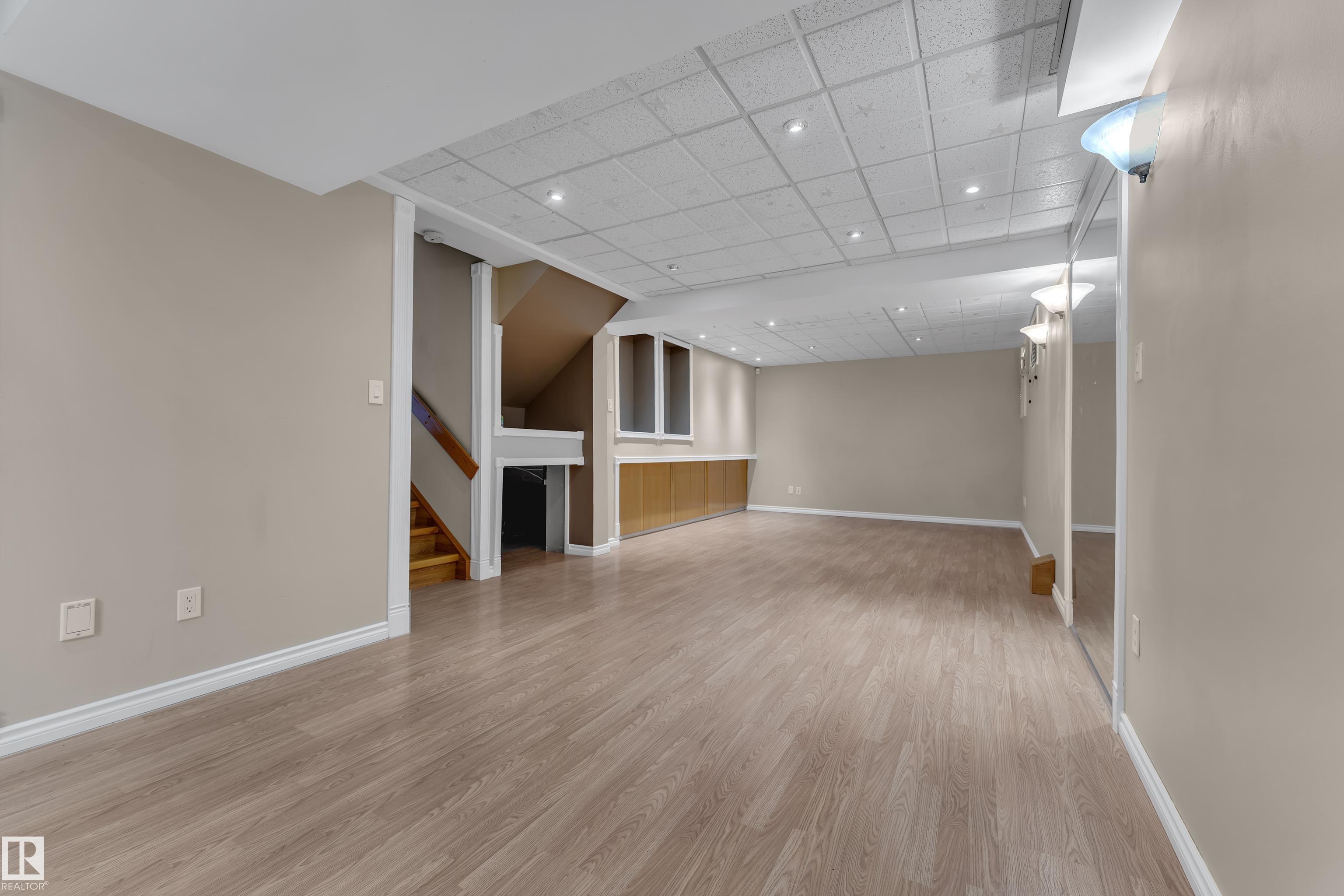 Photo 32 at 9722 157 Street NW, Glenwood, Edmonton