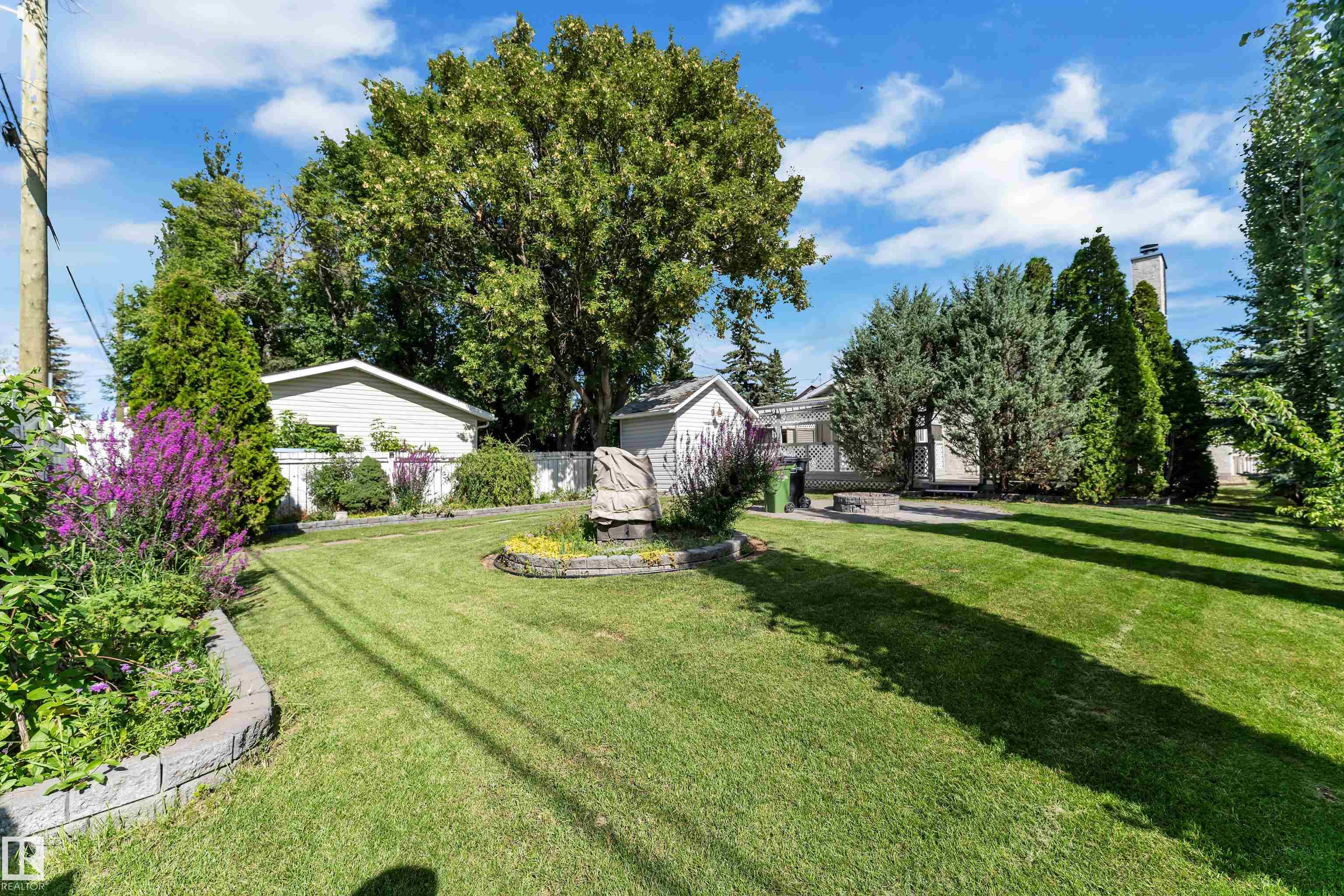 Photo 41 at 9722 157 Street NW, Glenwood, Edmonton
