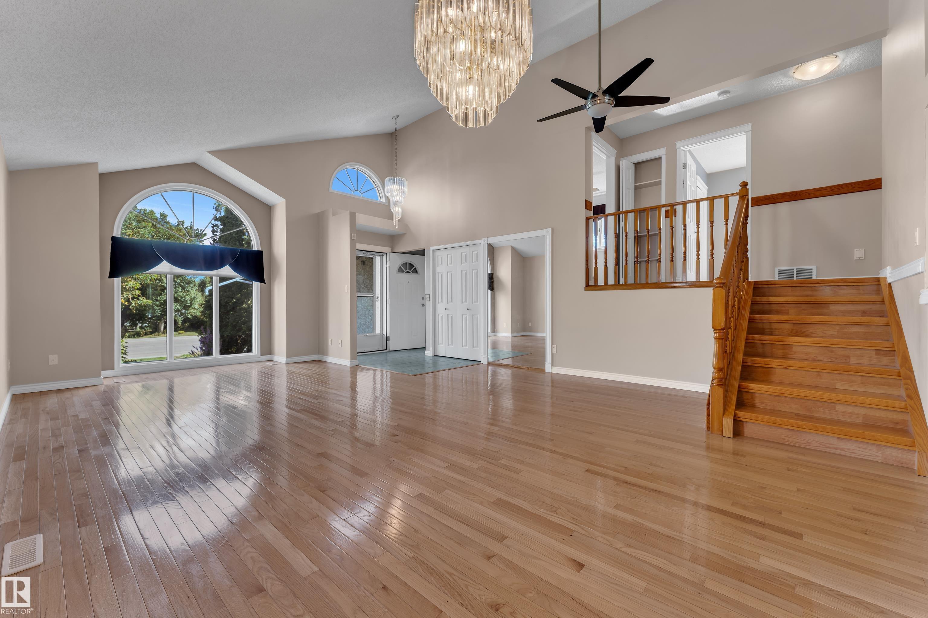 Photo 6 at 9722 157 Street NW, Glenwood, Edmonton