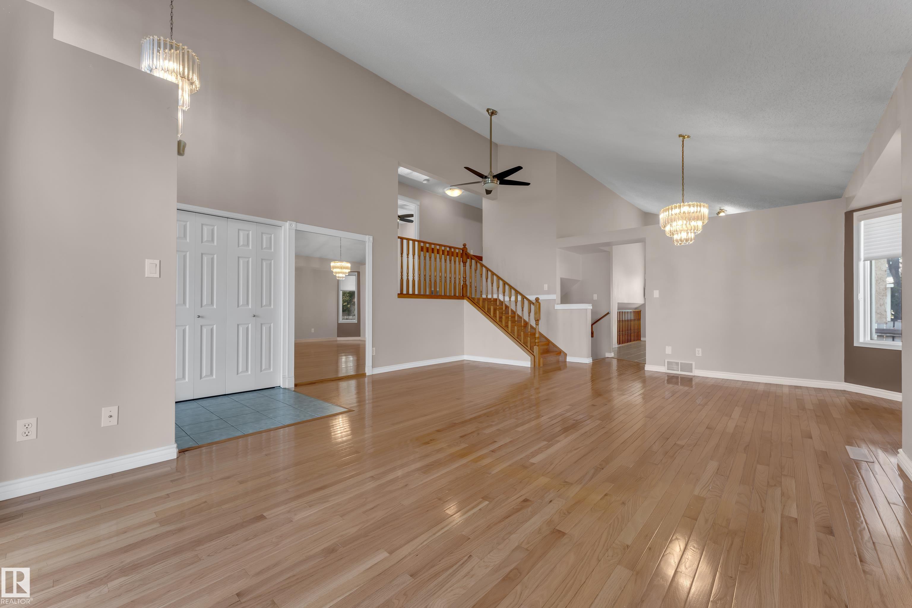 Photo 8 at 9722 157 Street NW, Glenwood, Edmonton