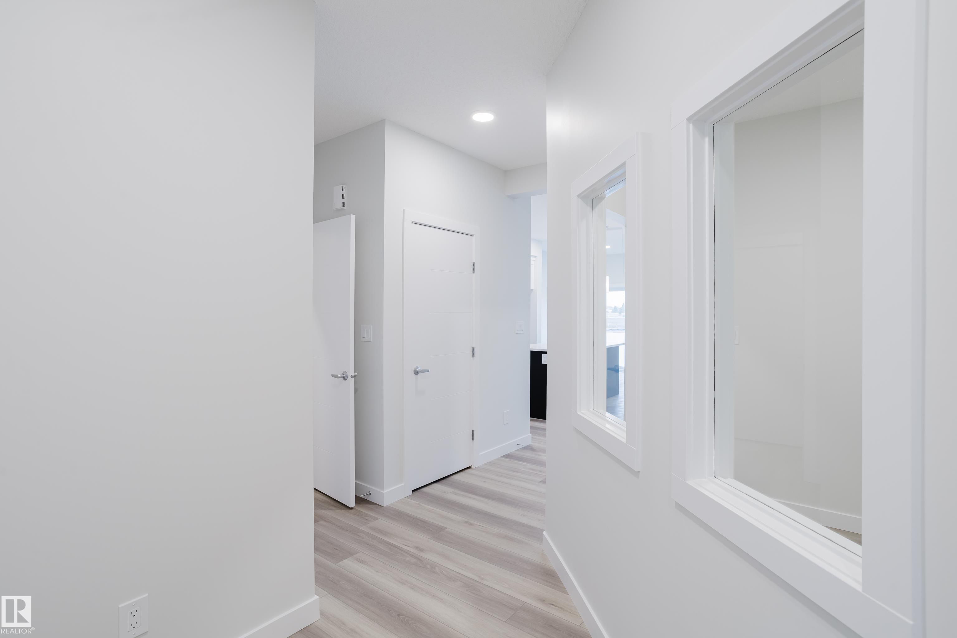 Photo 20 at 18647 19 Avenue NW, River's Edge, Edmonton