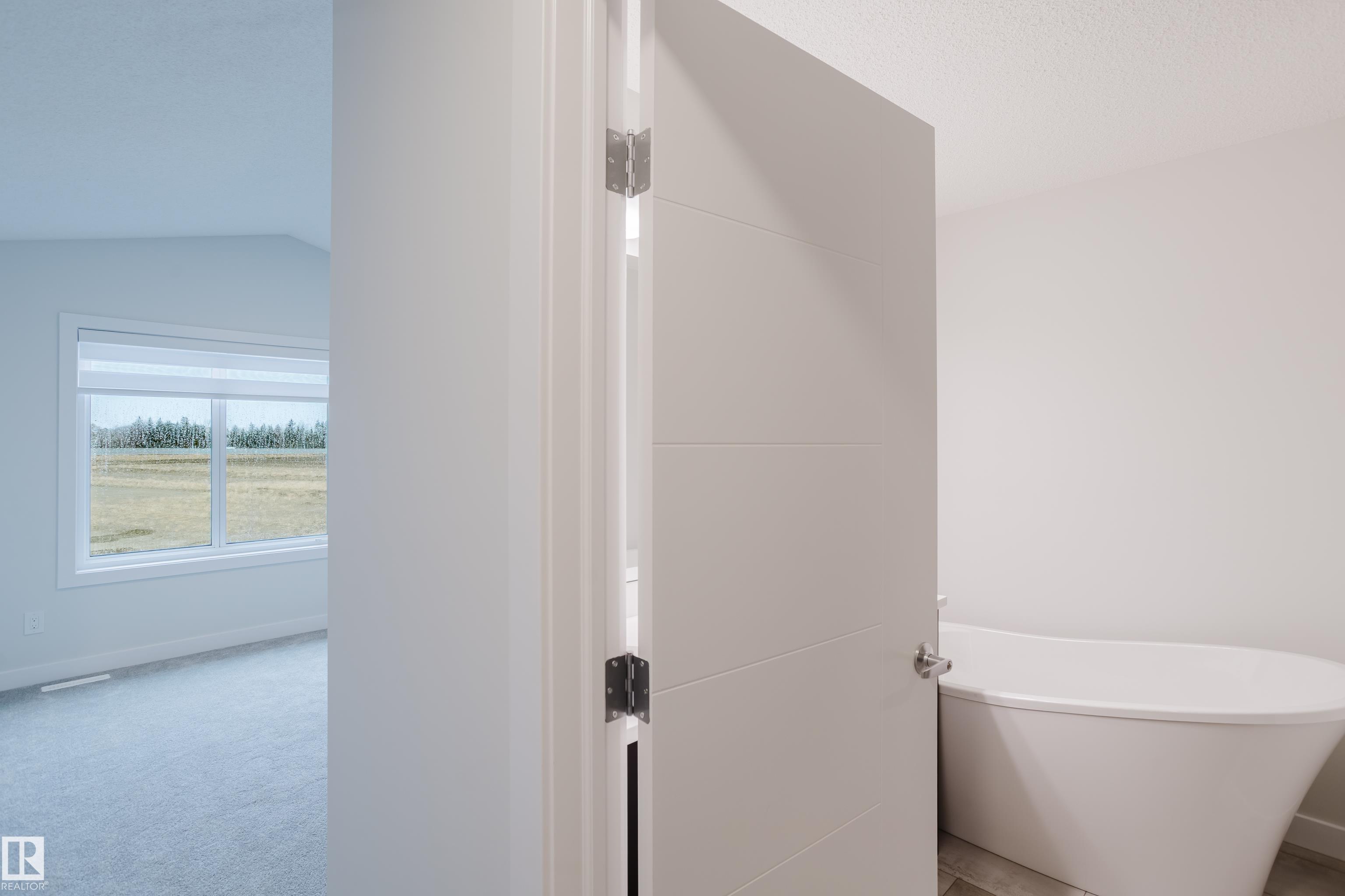 Photo 34 at 18647 19 Avenue NW, River's Edge, Edmonton