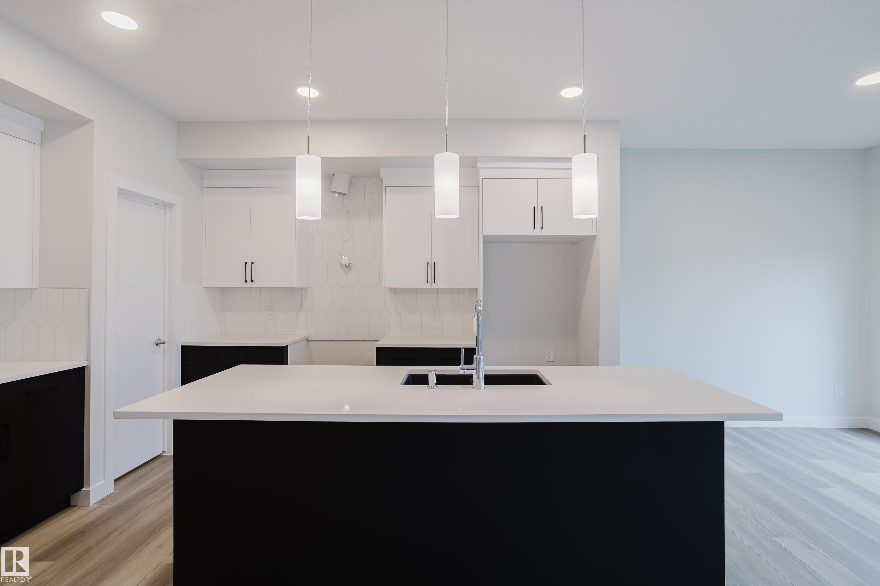 Photo 6 at 18647 19 Avenue NW, River's Edge, Edmonton