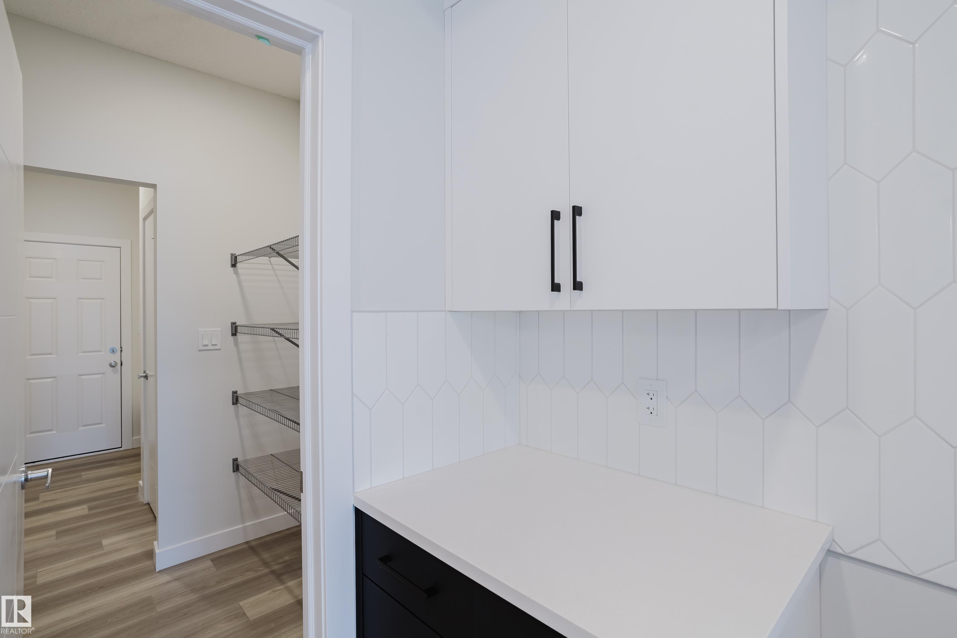 Photo 7 at 18647 19 Avenue NW, River's Edge, Edmonton