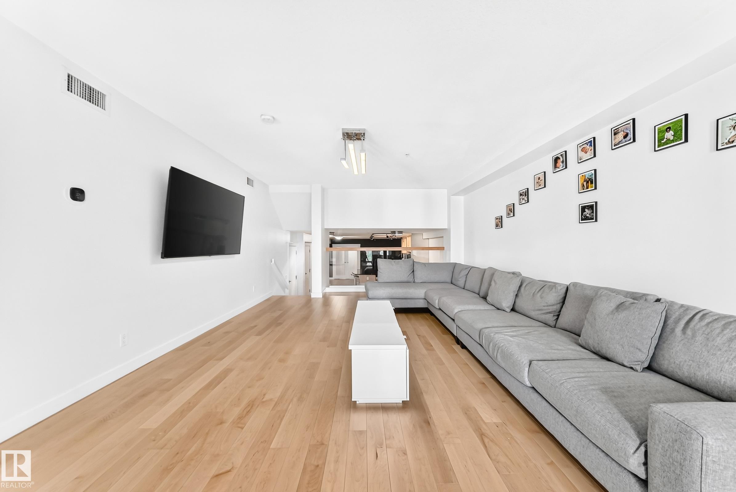 Photo 38 at 303 - 10154 103 Street NW, Downtown, Edmonton