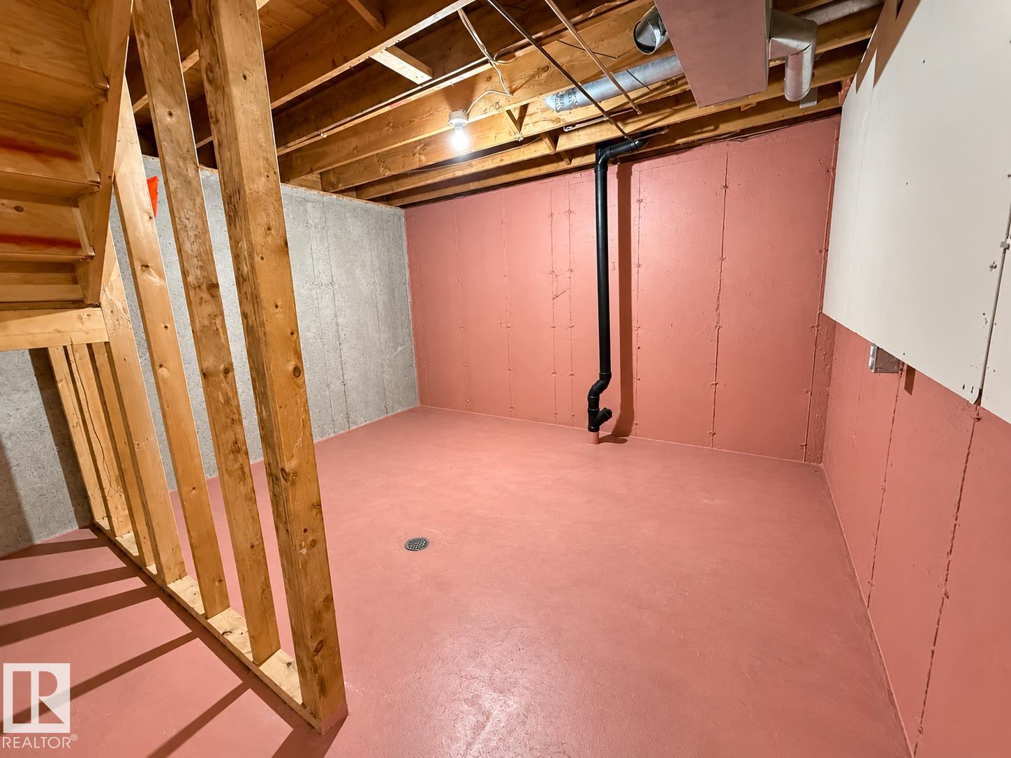 Photo 17 at 3526 42 Street NW, Minchau, Edmonton